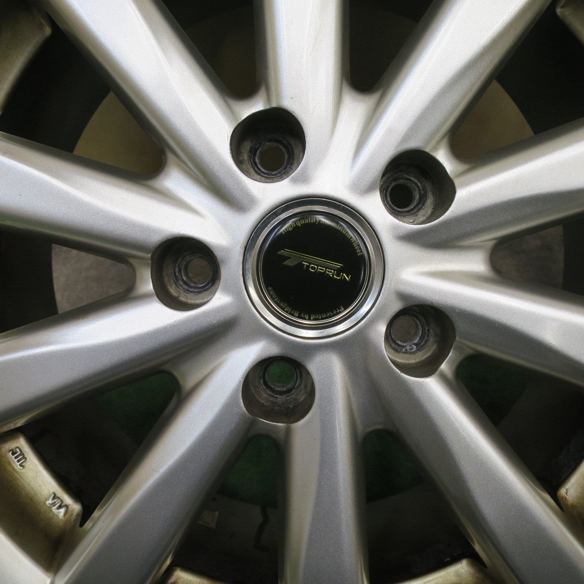 バリ溝！24年！9.5分★スタッドレス 205/60R16 ブリヂストン ブリザック VRX2 TOPRUN トップラン 16インチ PCD114.3/5H★5112506TTス