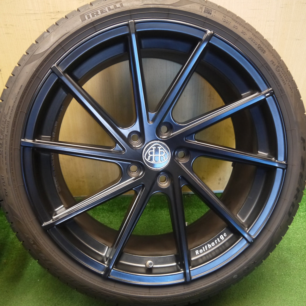 バリ溝！22年！8.5分◎ベンツ C220d Rolfhartge F10 225/40R19 255/35R19 ピレリ PZERO Pゼロ ロルフハルトゲ 19インチ PCD112/5H◎6090207Hノ