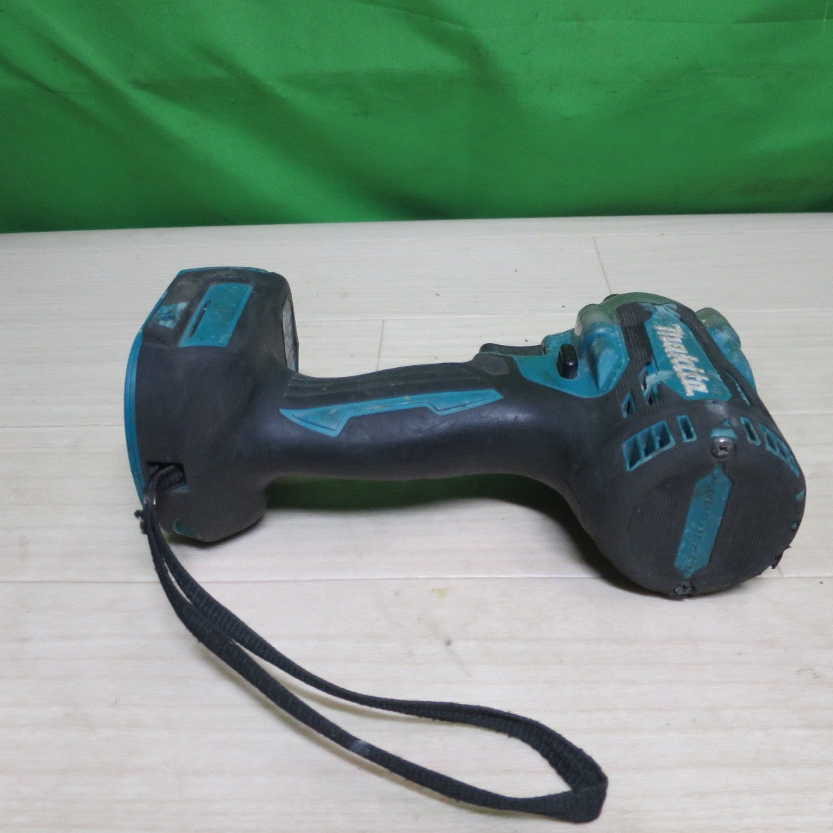 [送料無料] ☆マキタ 充電式 インパクト レンチ TW300D 電動 工具 18V コードレス Makita ②☆