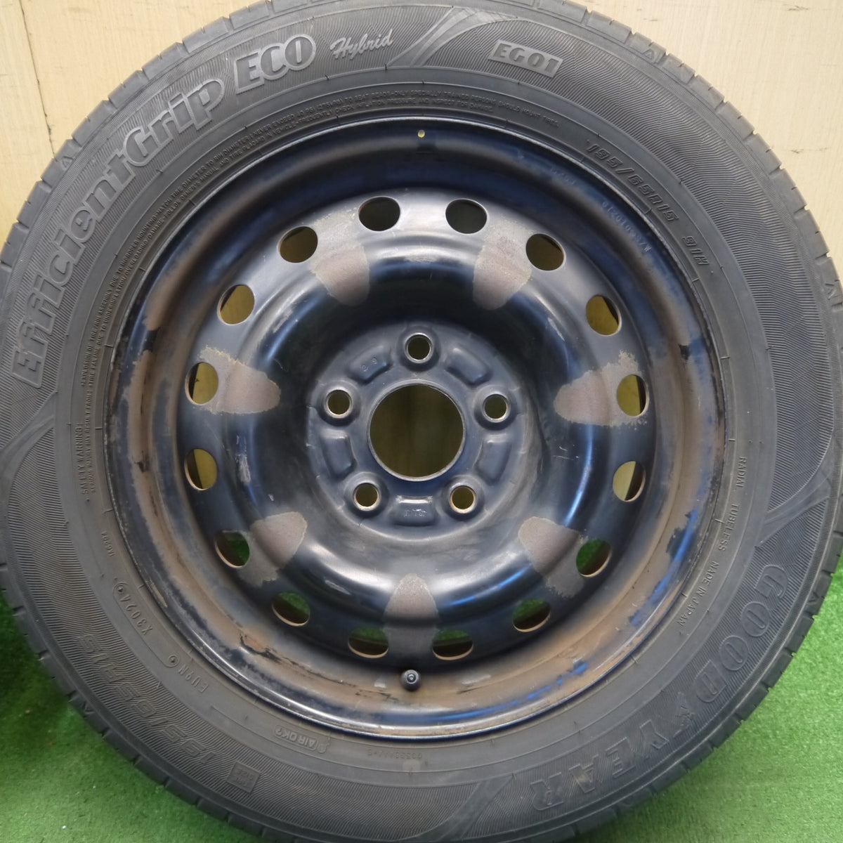 バリ溝！24年！8.5分◎195/65R15 グッドイヤー EfficientGrip ECO Hybrid スチール ホイール 15インチ PCD114.3/5H◎6090706Hノ