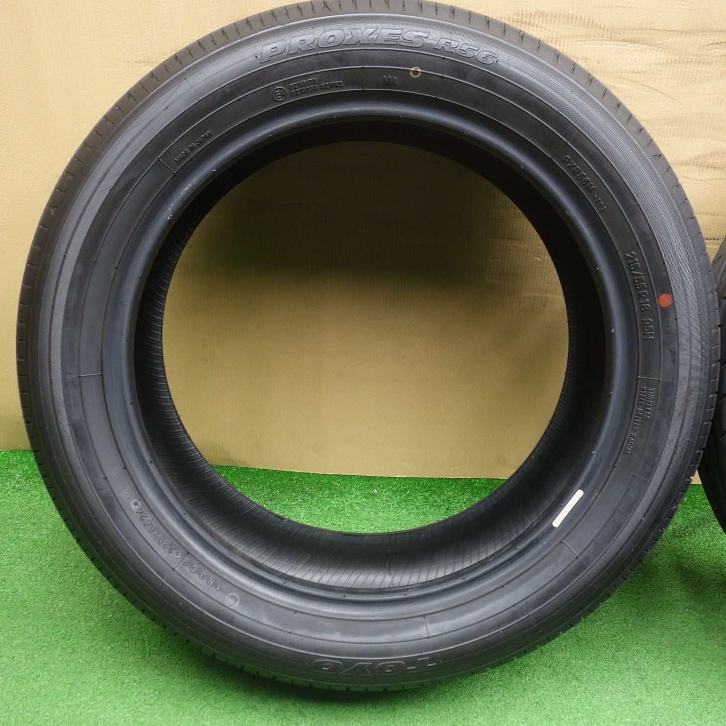 新車外し！26年★215/55R18 トーヨー プロクセス R56 タイヤ 18インチ CX-30 MX-30 MPV 等★6072603KTノタ