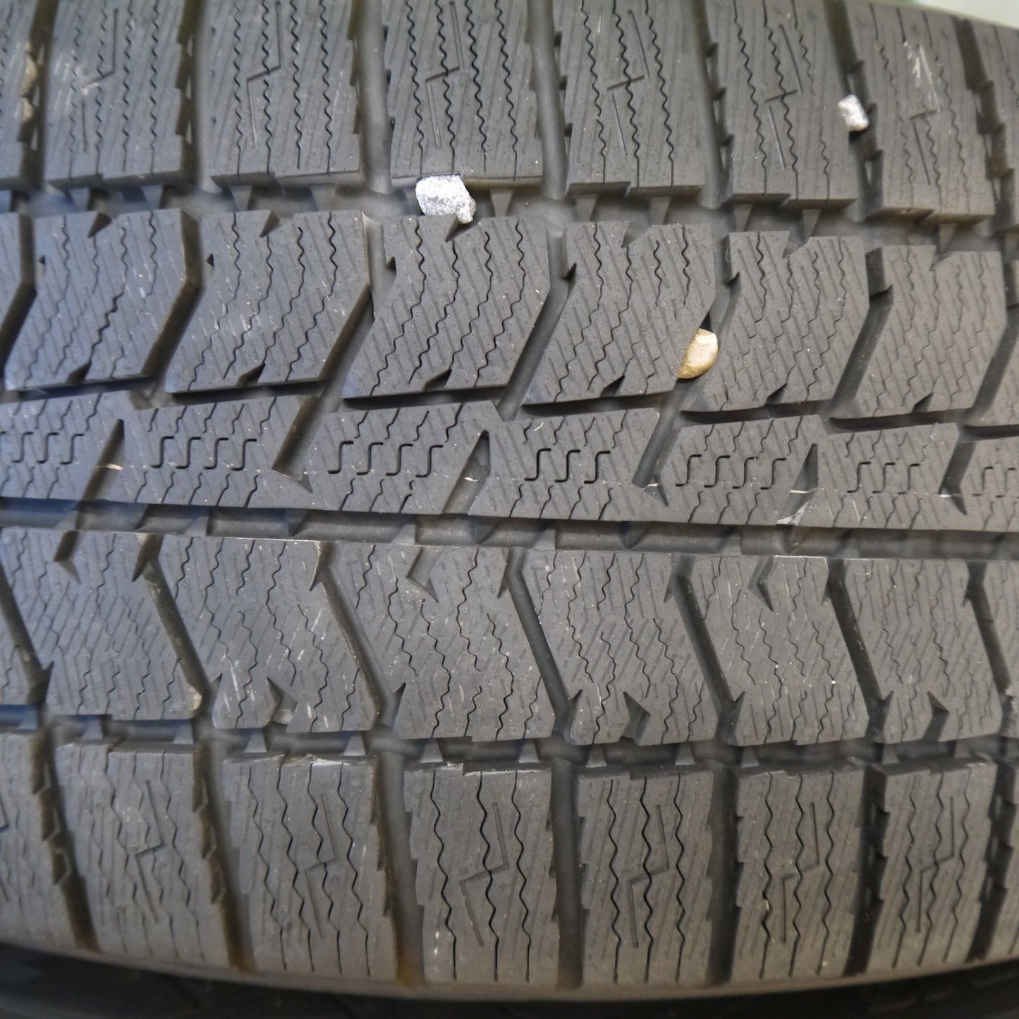 バリ溝！25年！キレイ！ほぼ10分★スタッドレス 215/60R16 トーヨー オブザーブ GIZ3 ENERGYLINE エナジーライン 16インチ PCD114.3/5H★6041405Hス