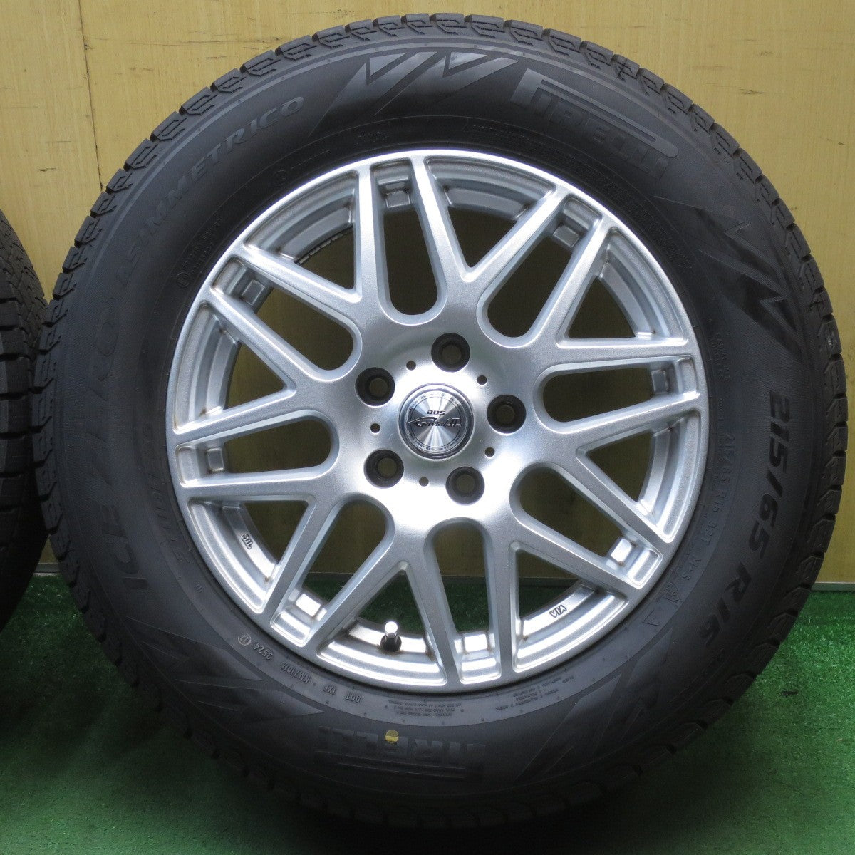 バリ溝！24年！9.5分以上◎スタッドレス 215/65R16 ピレリ アイスゼロ アシンメトリコ D.O.S. GaviaLⅡ DOS 16インチ PCD114.3/5H◎6100901NJス