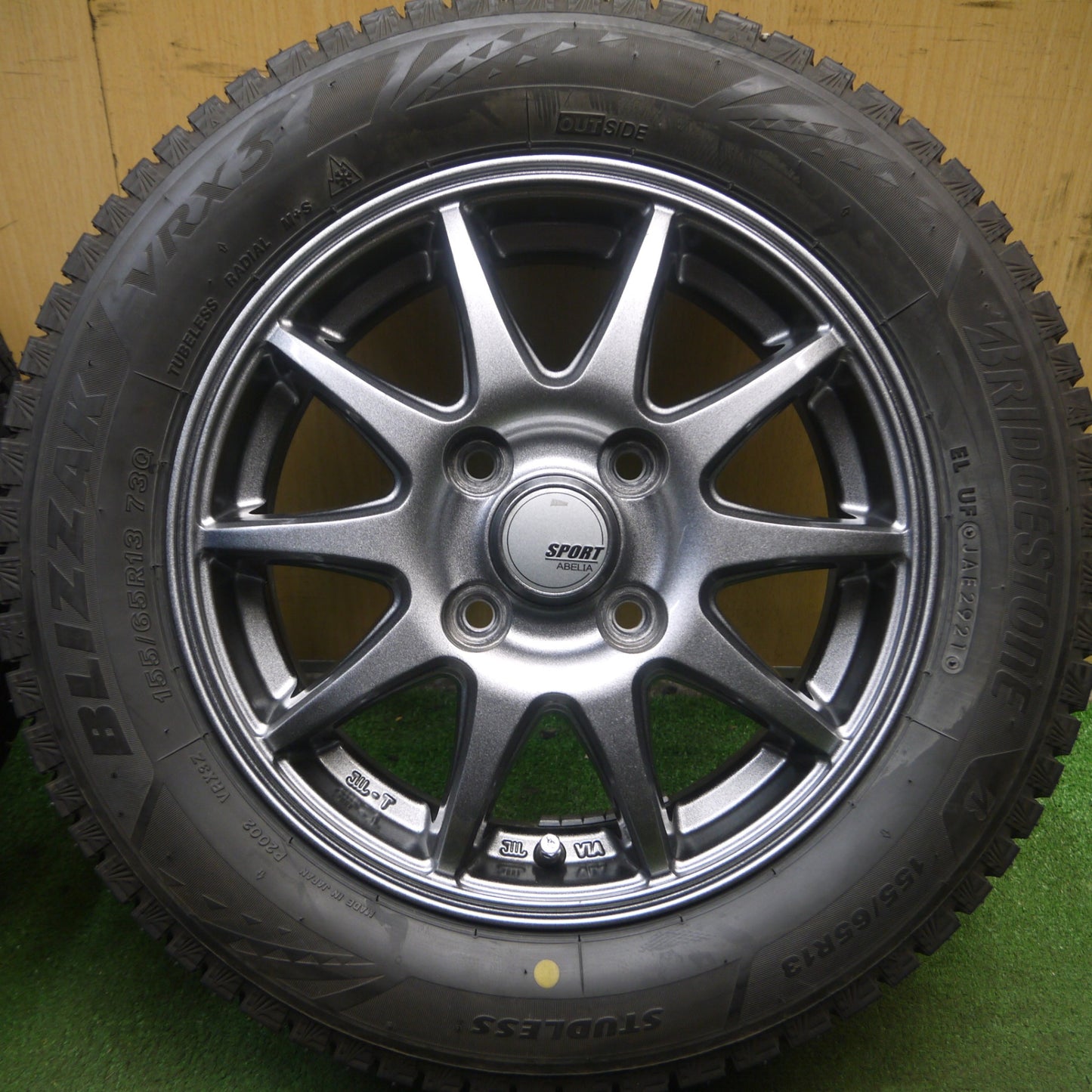*送料無料* バリ溝！21年！キレイ！9.5分以上★スタッドレス 155/65R13 ブリヂストン ブリザック VRX3 SPORT ABELIA 13インチ PCD100/4H★4032501Hス
