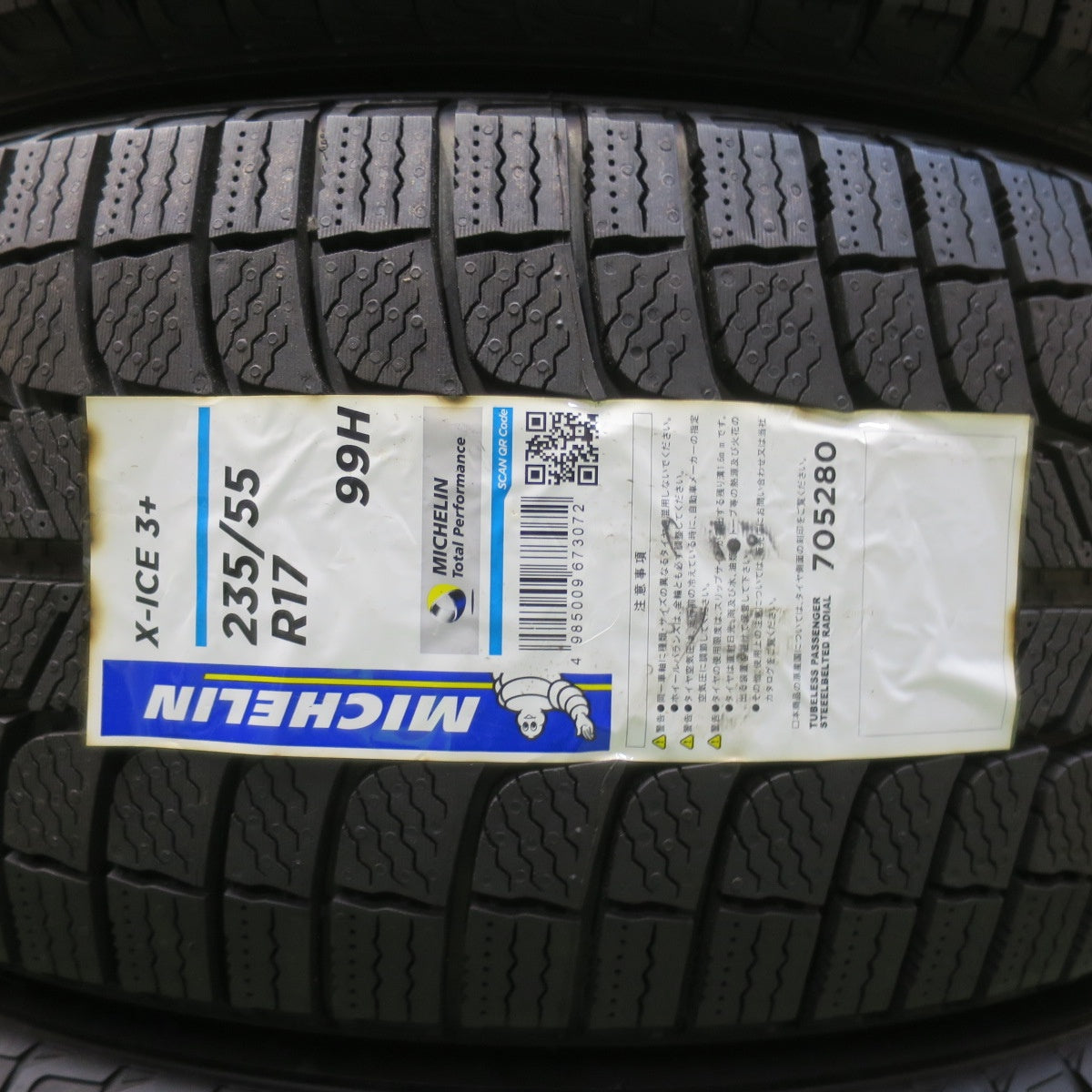 未使用★スタッドレス 235/55R17 ミシュラン X-ICE3+ タイヤ 17インチ ボルボ V60 XC60 BMW 5シリーズ 等★6052308イスタ
