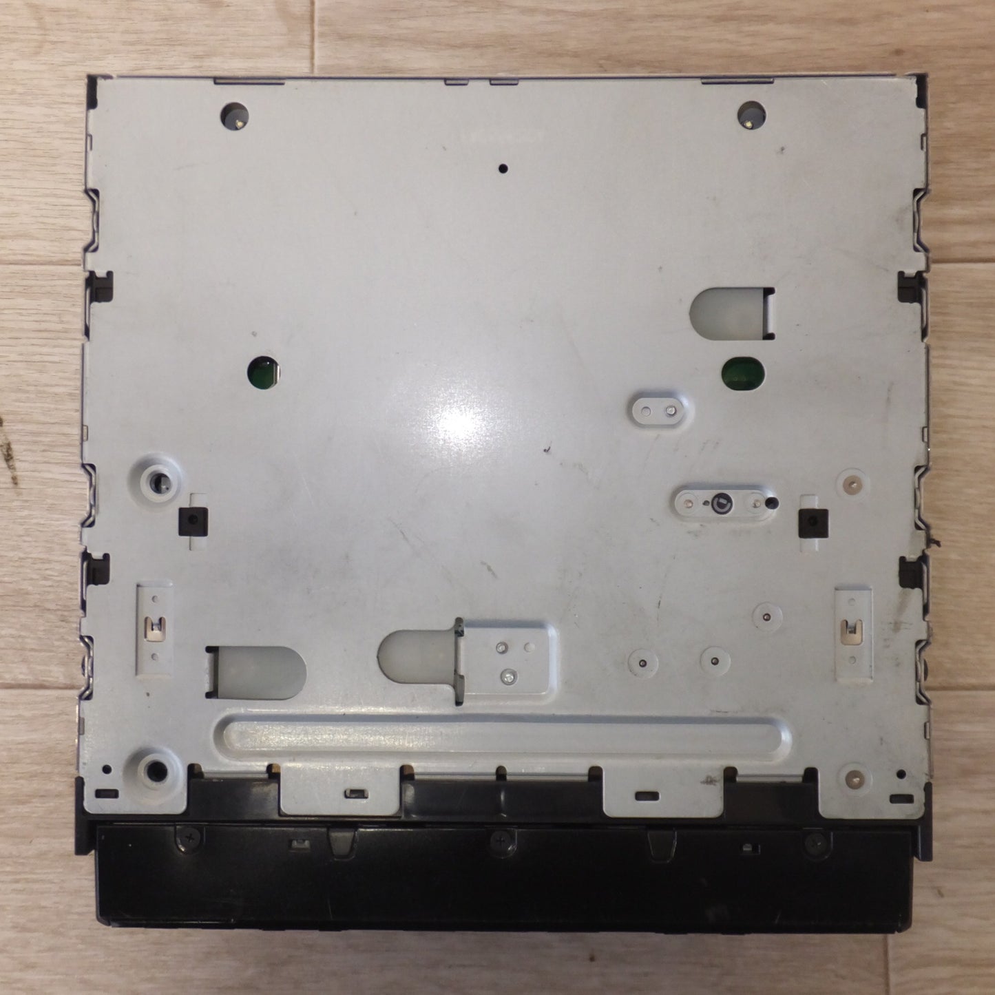 [送料無料] 現状品★パナソニック製 スバル 純正 HDDカーナビステーション CN-HW890DFA(20)★