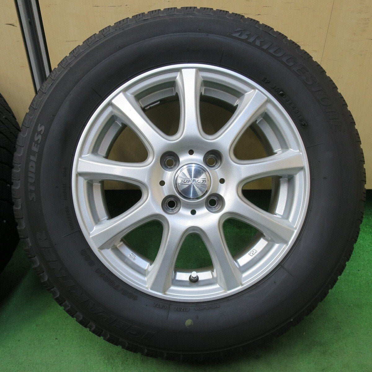 4本価格★スタッドレス 185/70R14 ブリヂストン アイスパートナー DUFACT デュファクト 14インチ PCD100/4H★5022715イス
