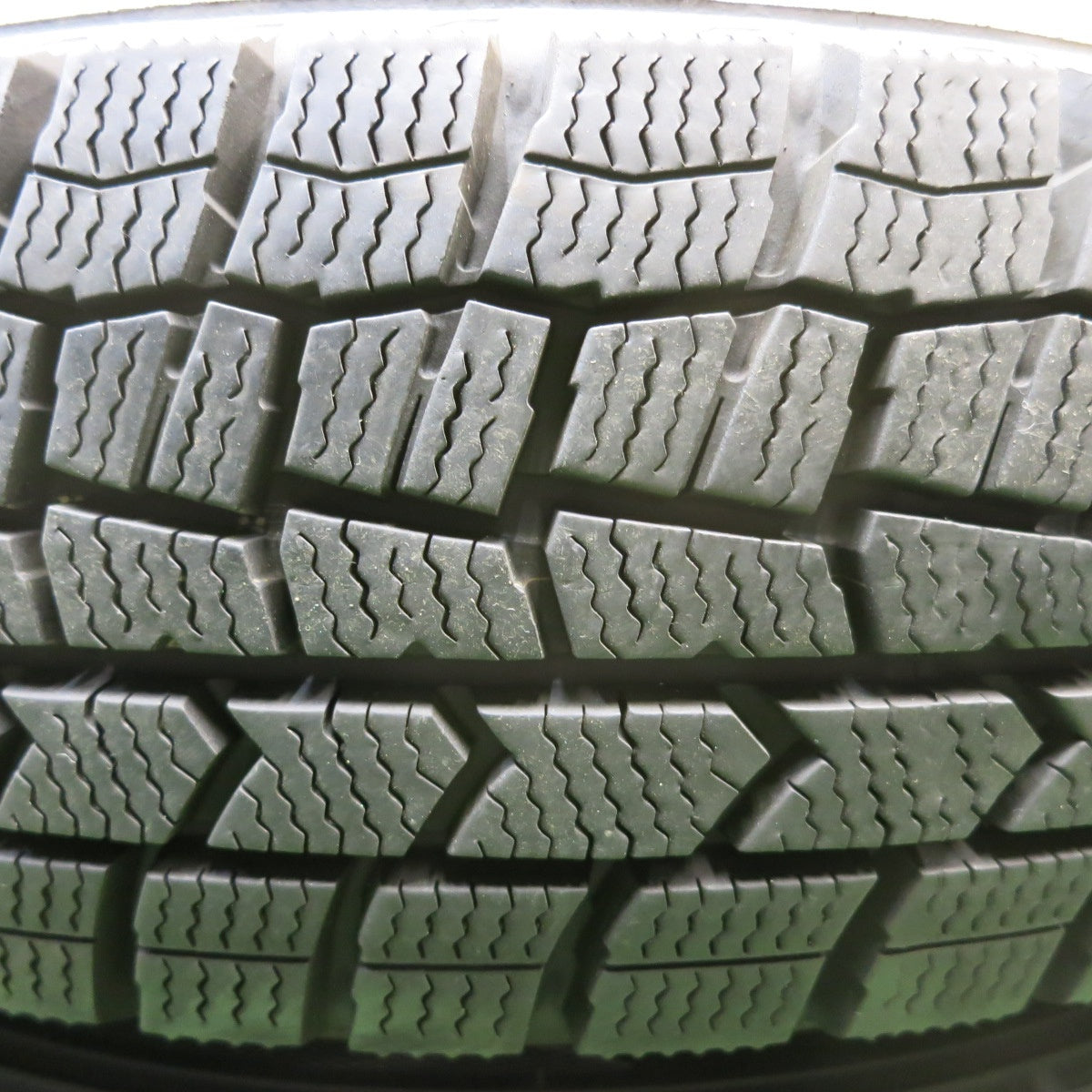 バリ溝！24年！9.5分以上★スタッドレス 155/70R13 ダンロップ ウインターマックス WM02 社外 アルミ 13インチ PCD100 110 114.3/4H マルチ★6011704HAス