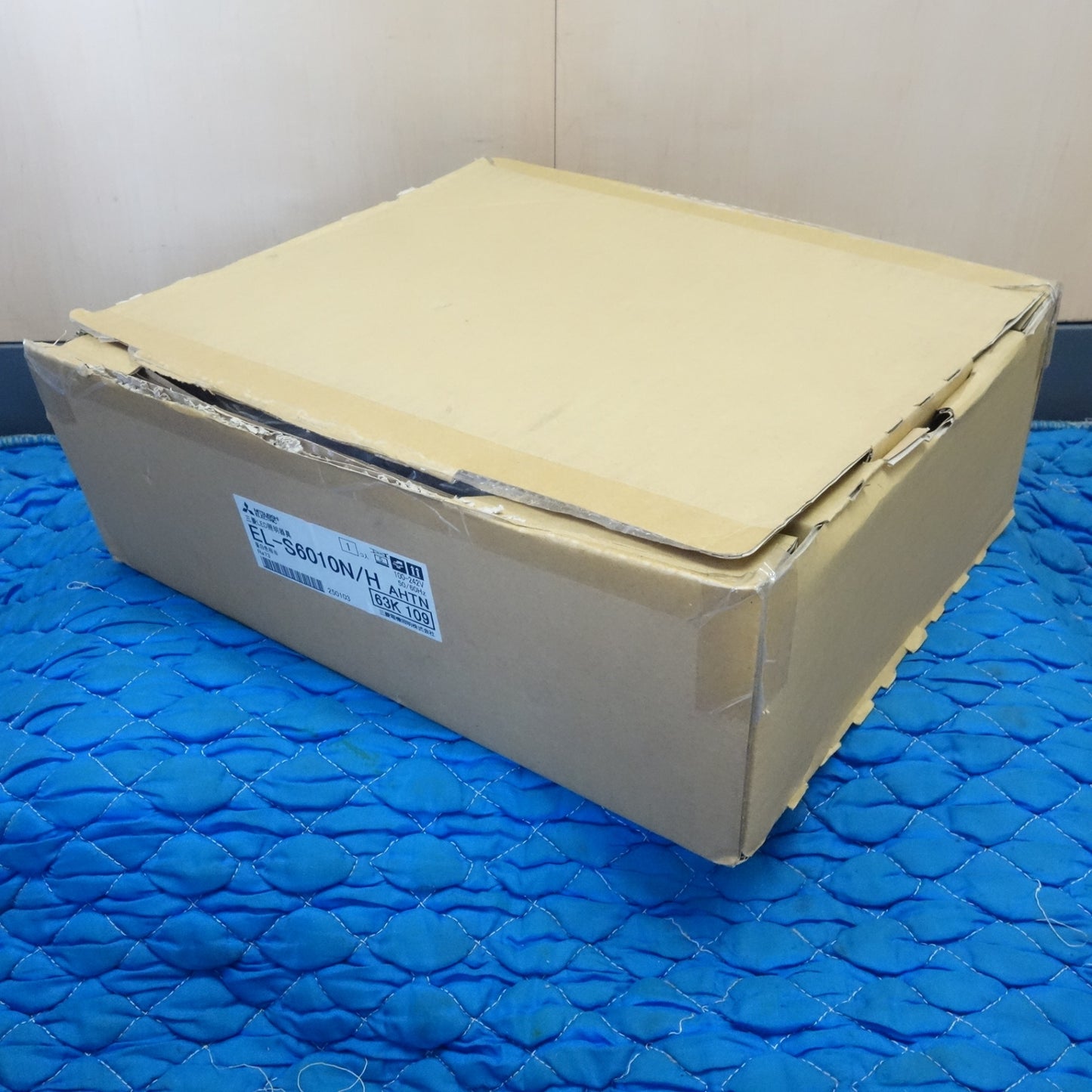 [送料無料] 未使用☆三菱電機 LED 屋外用 照明 小形 投光器 灯具 EL-S6010N/H 昼白色 5000K☆