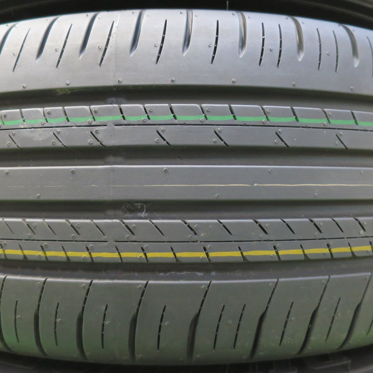 *送料無料* 新車外し！24年★トヨタ 80系 ハリアー Gグレード 純正 225/60R18 ダンロップ グラントレック PT30 18インチ PCD114.3/5H★4072208イノ