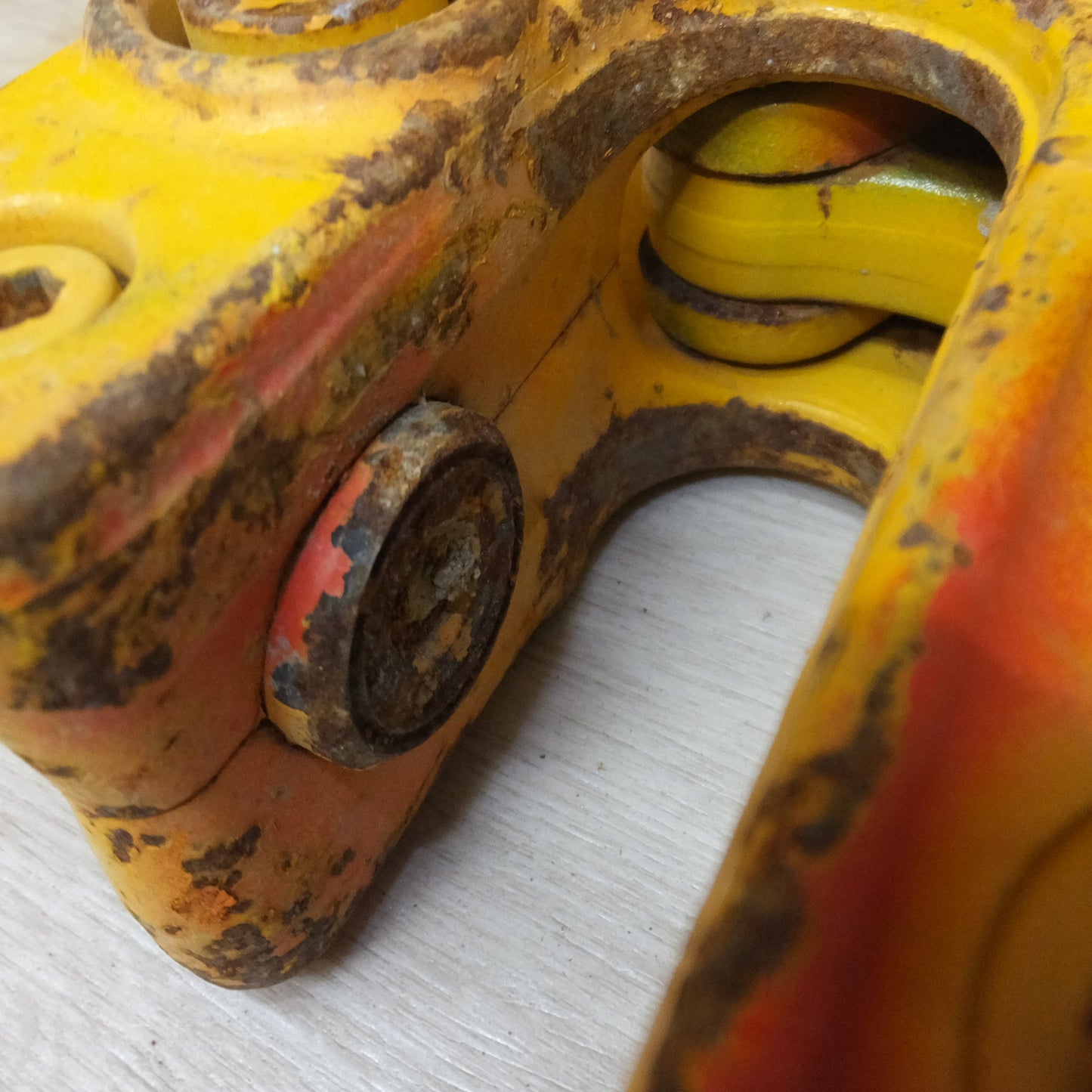 [送料無料] ★ネツレン NETSUREN 広口クランプ V-25型 2TON 縦吊クランプ 堅吊クランプ★