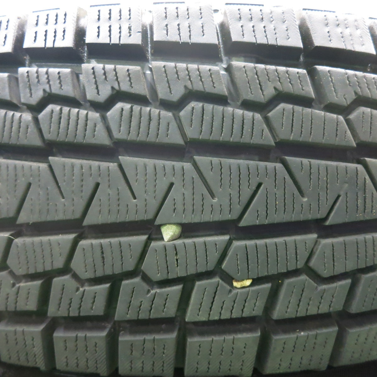 *送料無料* バリ溝！21年！キレイ！9.5分★シエラ 等 LEHRMEISTER LMG MS-9W 195/80R15 スタッドレス ヨコハマ アイスガード G075 レアマイスター MS9W PCD139.7/5H★4060101HAス