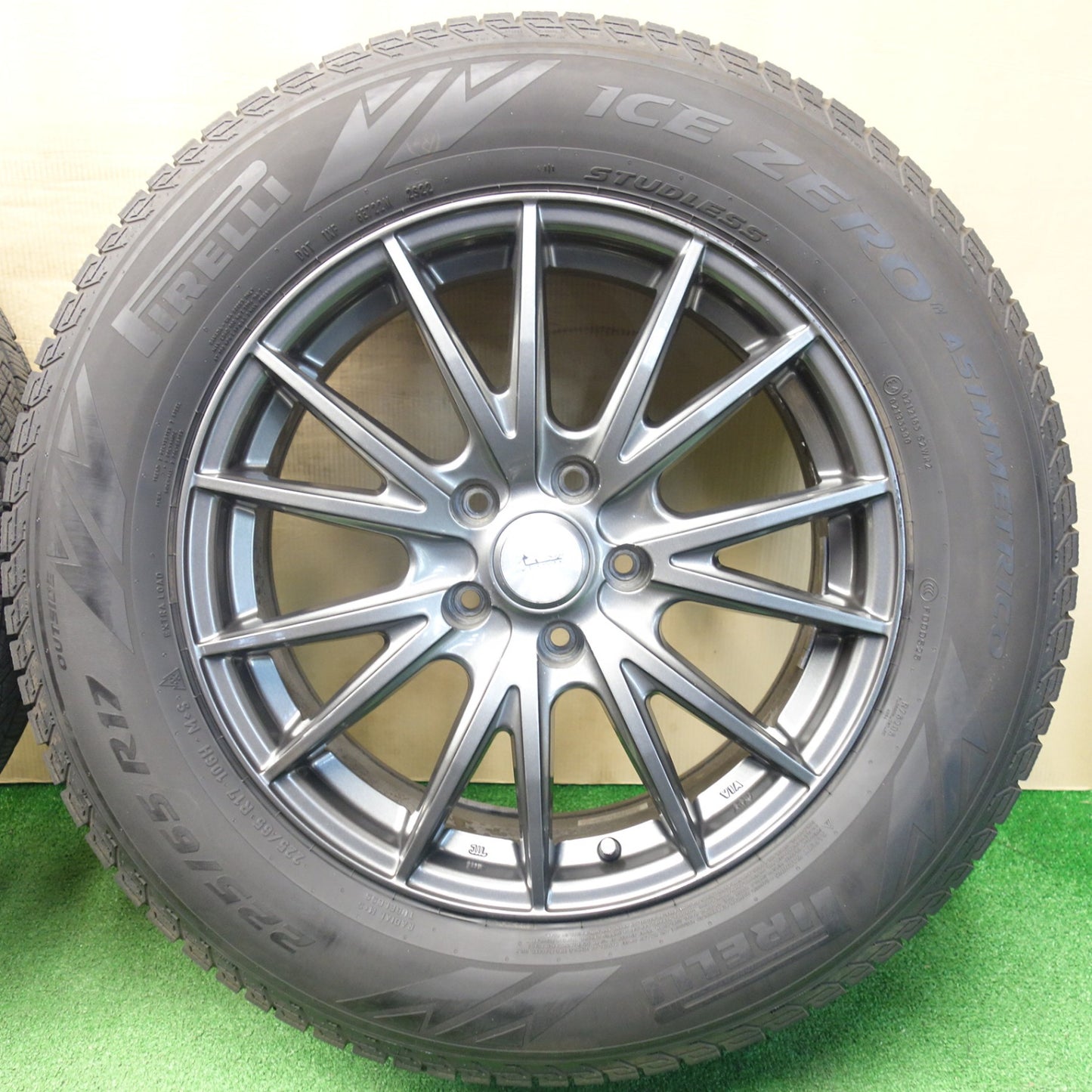 バリ溝！22年！9分★スタッドレス 225/65R17 ピレリ アイスゼロ アシンメトリコ VELVA SPORT ヴェルヴァ スポーツ 17インチ PCD114.3/5H★6031201KTス