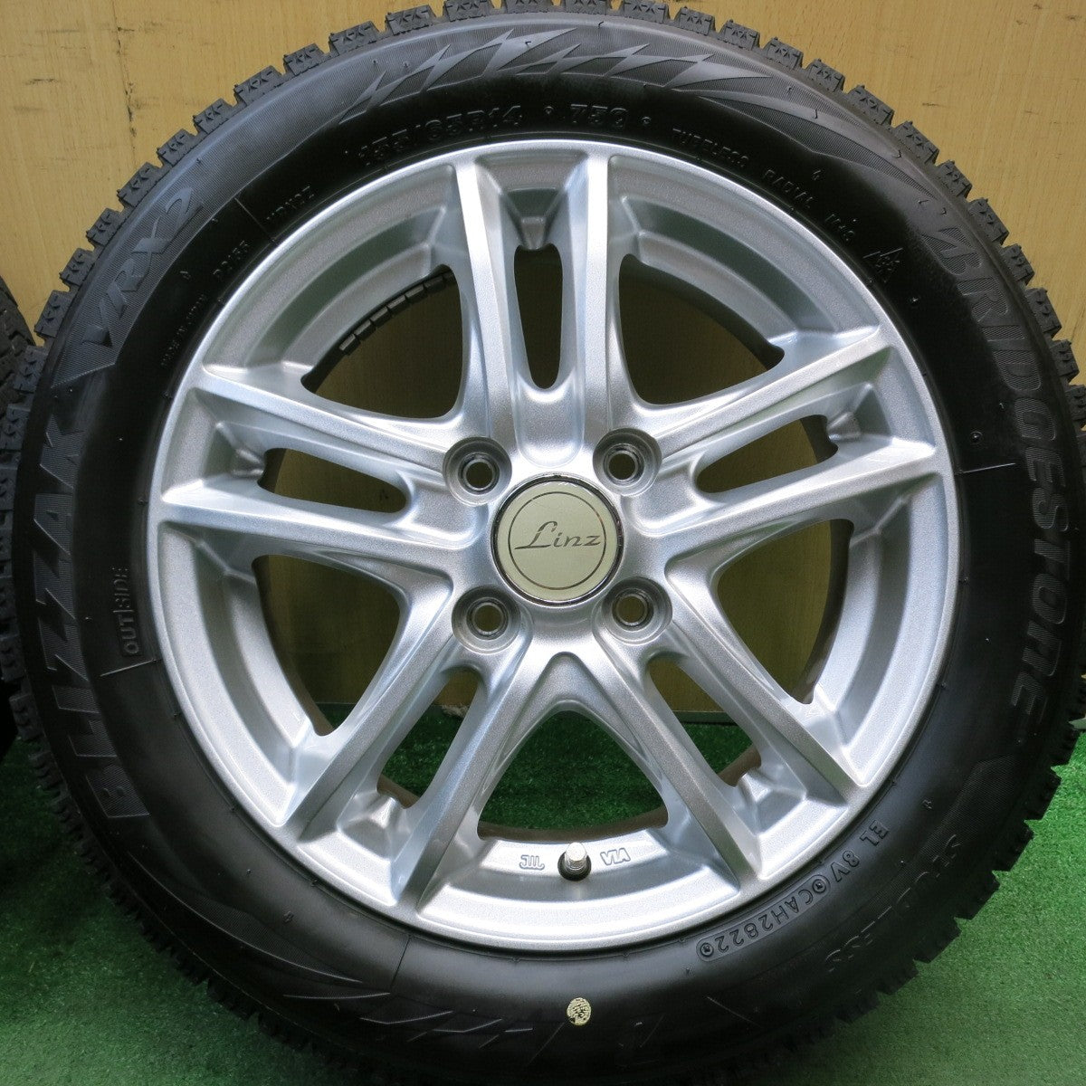 バリ溝！22年！キレイ！ほぼ10分★スタッドレス 155/65R14 ブリヂストン ブリザック VRX2 Linz 14インチ PCD100/4H★5081006HAス