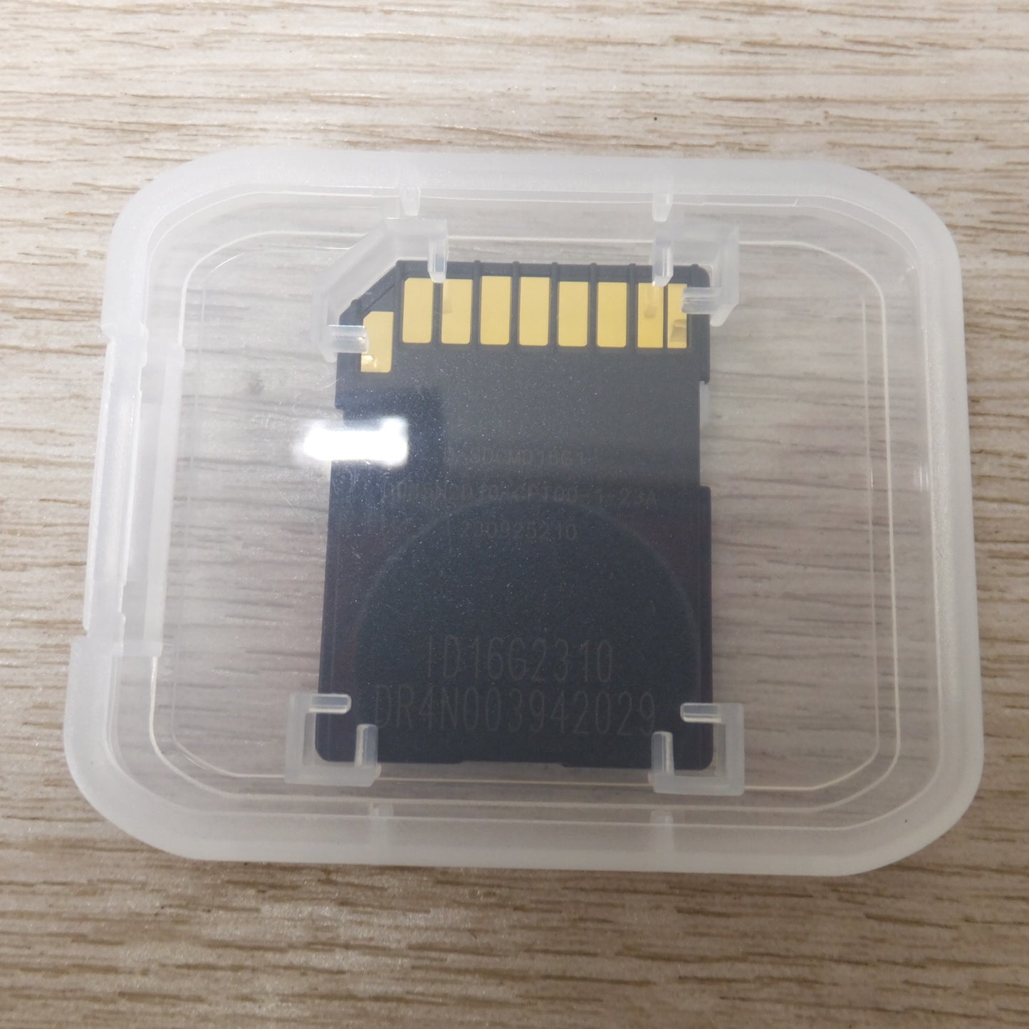 [送料無料] 未使用★トヨタ TOYOTA ナビゲーションシステム 地図SDカード 地図データ 08675-0BE45 2023年秋版　対応機種 NSCN-W68 NSLN-W68★