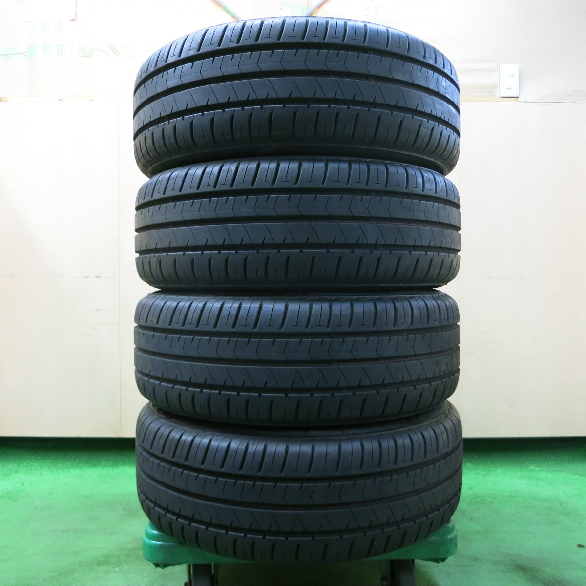 *送料無料* 超バリ溝！21年！キレイ！ほぼ10分★トヨタ 50系 エスティマ 純正 215/55R17 ブリヂストン エコピア NH100RV PCD114.3/5H★4052303イノ