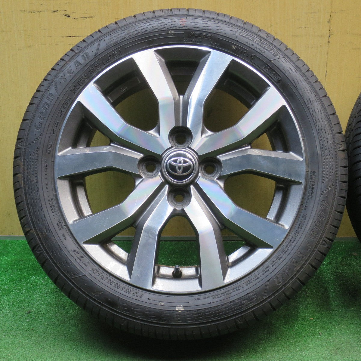 バリ溝！25年！キレイ！ほぼ10分★トヨタ タンク ルーミー 純正 175/55R15 グッドイヤー EfficientGrip ECO EG02 15インチ PCD100/4H★6032301NJノ