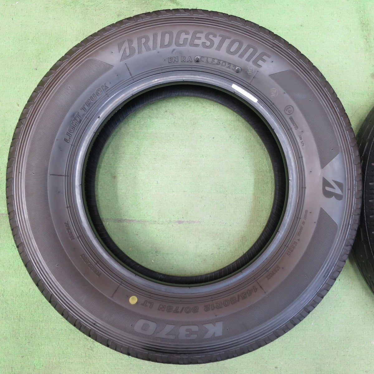 4本価格！23年★145/80R12 80/78N ブリヂストン K370 タイヤ 12インチ 軽 トラック 軽 バン 等★5052903イノタ