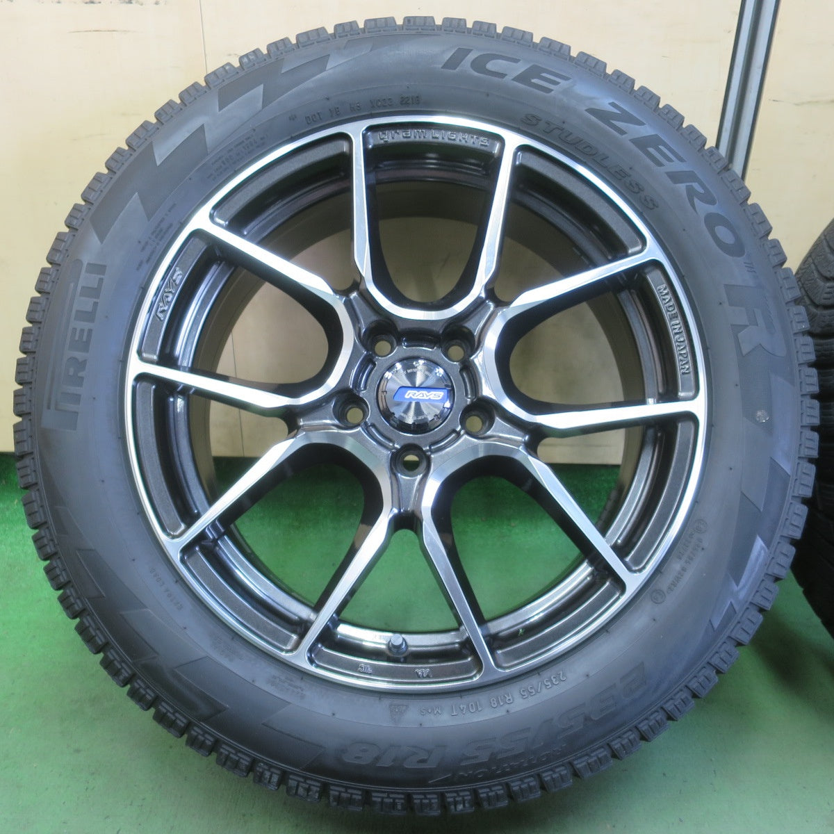 キレイ★RAYS gram LIGHTS GL-57ANA 235/55R18 スタッドレス ピレリ アイス ゼロ R レイズ グラムライツ 18インチ PCD114.3/5H★6052709イス