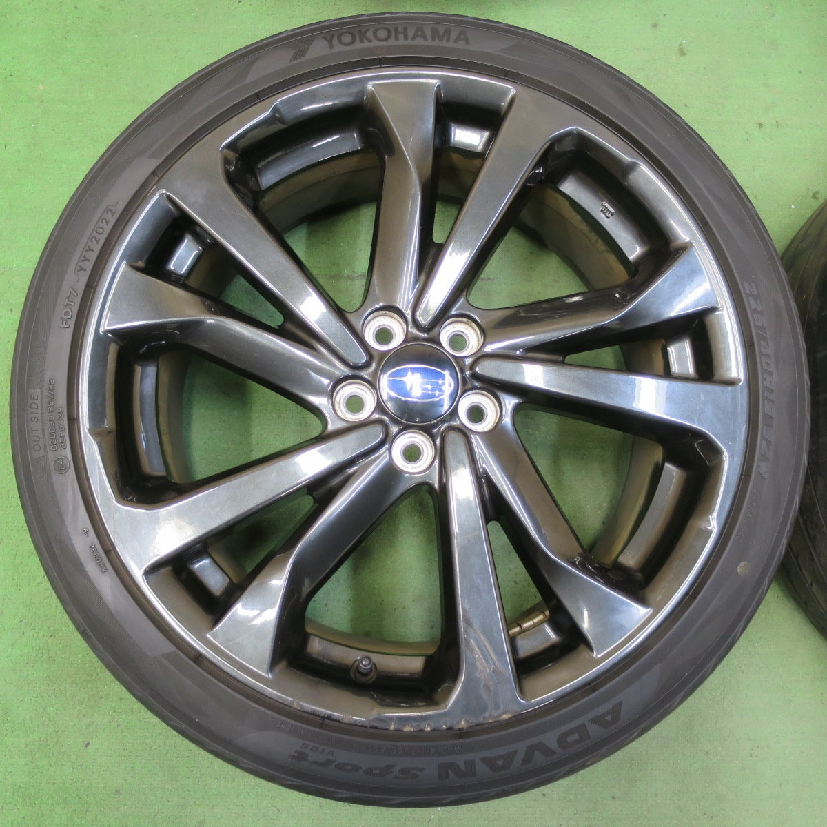 バリ溝！22年！8.5分★スバル インプレッサ スポーツ STI 純正 225/40R18 ヨコハマ アドバン スポーツ V105 18インチ PCD100/5H★5072807イノ