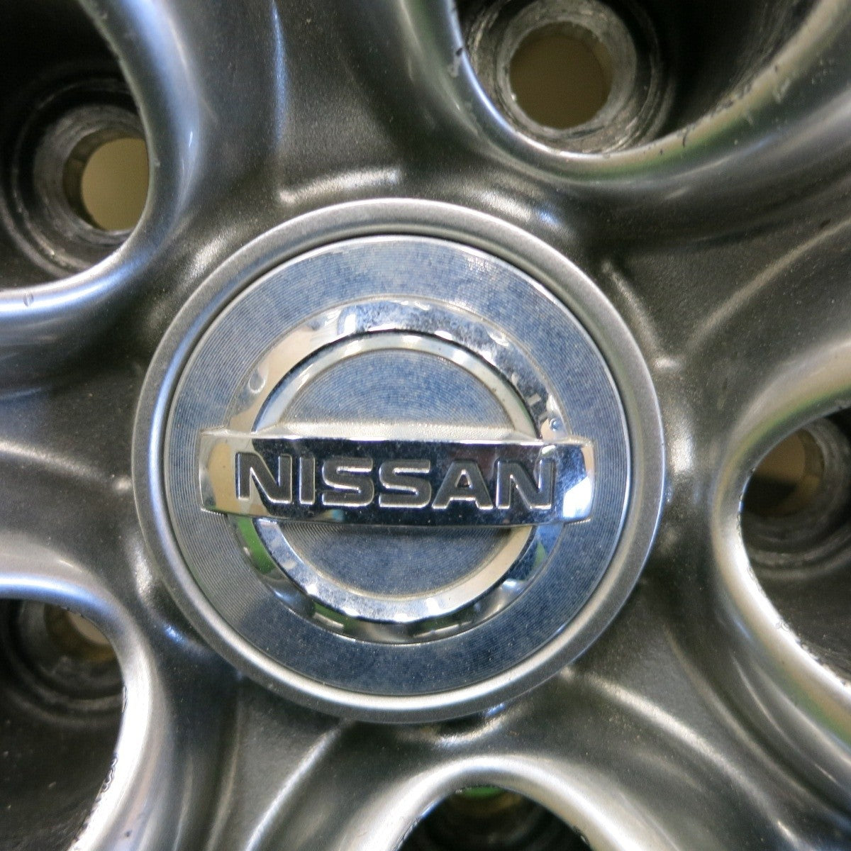 バリ溝！8.5分★日産 Y50 フーガ 純正 245/40R19 スタッドレス ヨコハマ アイスガード iG30 PCD114.3/5H★4061901ナス