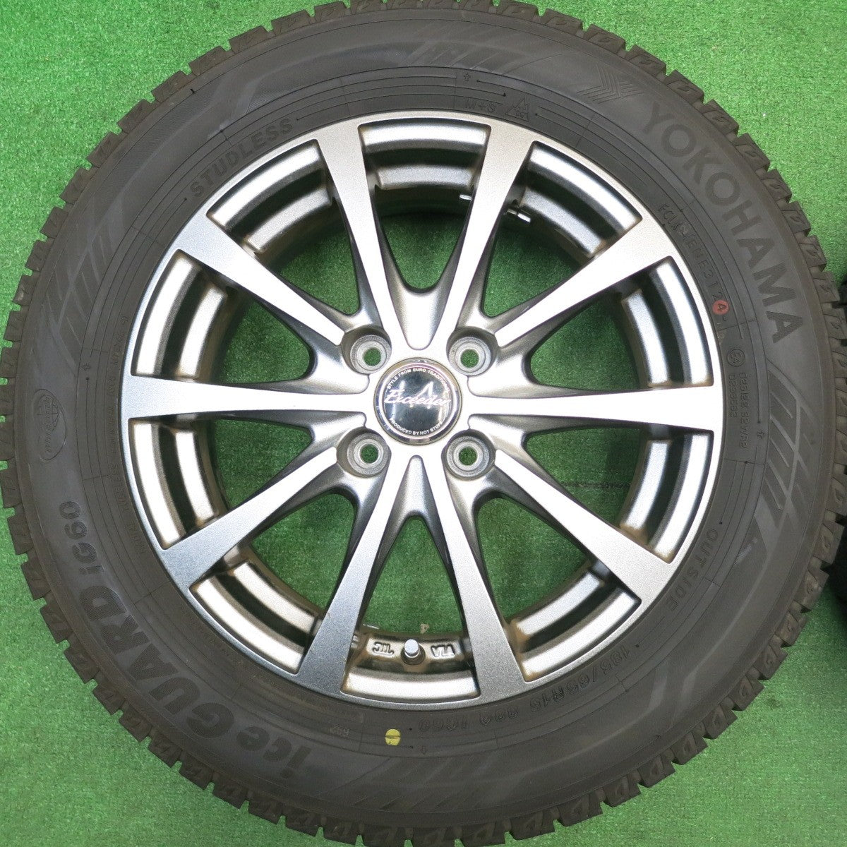 バリ溝！24年！キレイ！9.5分以上★スタッドレス 185/65R15 ヨコハマ アイスガード iG60 Exceeder エクシーダー 15インチ PCD100/4H★5113012HAス