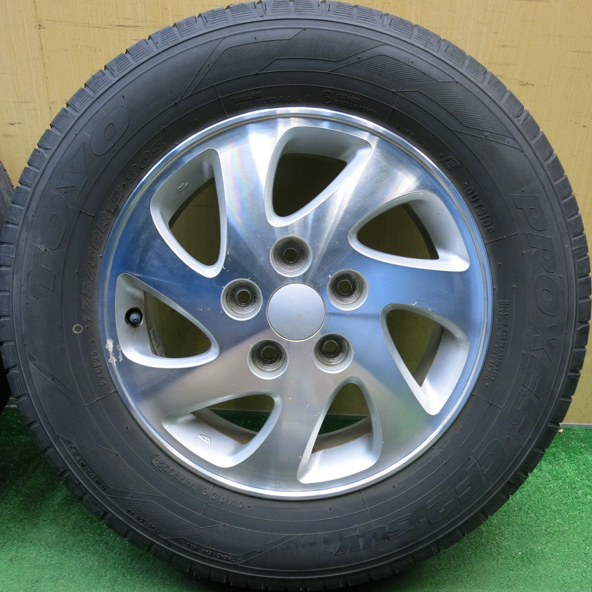 4本価格！22年◎ダイハツ テリオスキッド 純正 175/80R15 トーヨー プロクセス CF2 SUV 15インチ PCD114.3/5H◎6072303HAノ