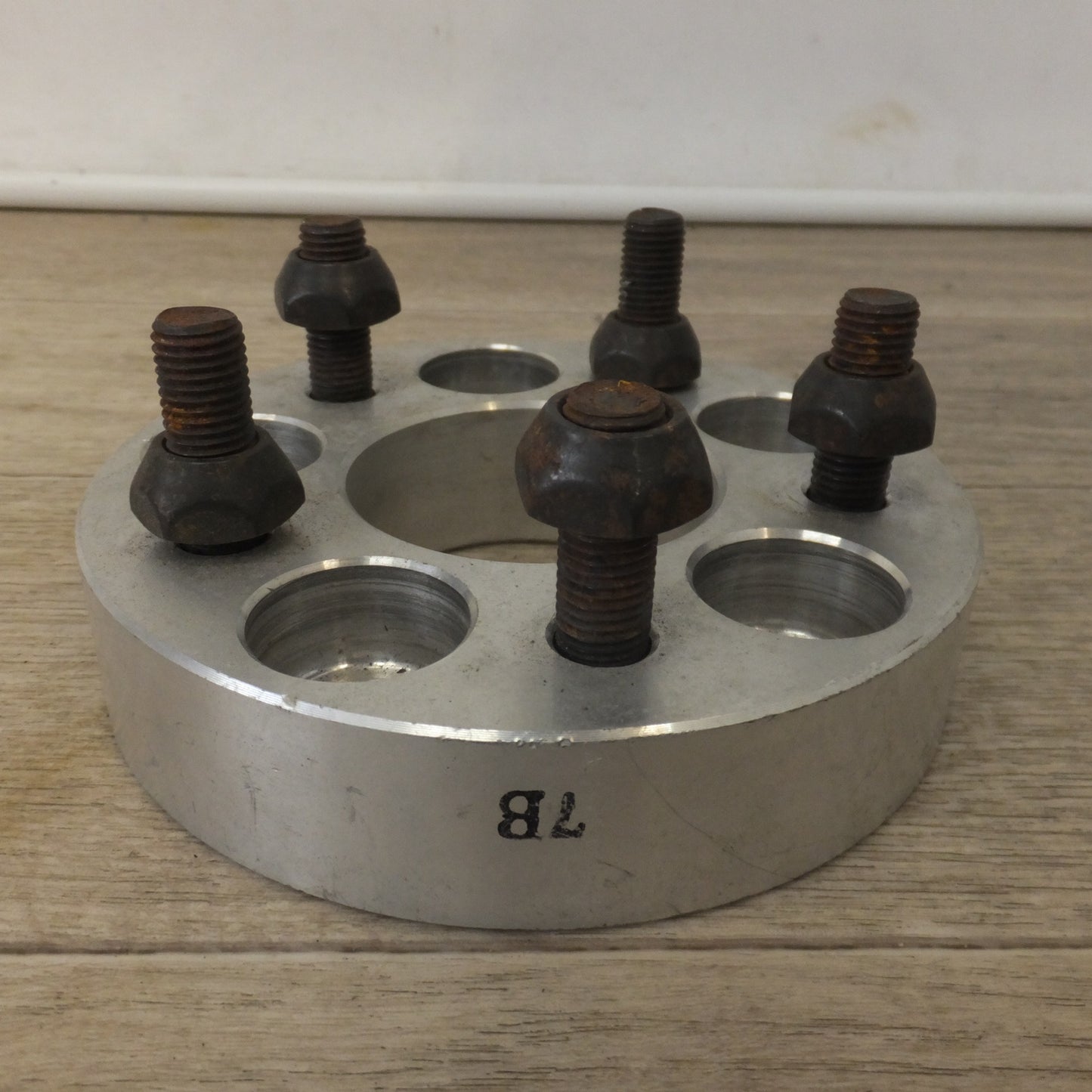 [送料無料] ★ワイドトレッドスペーサー 7B 30mm 1枚　メーカー 不明★
