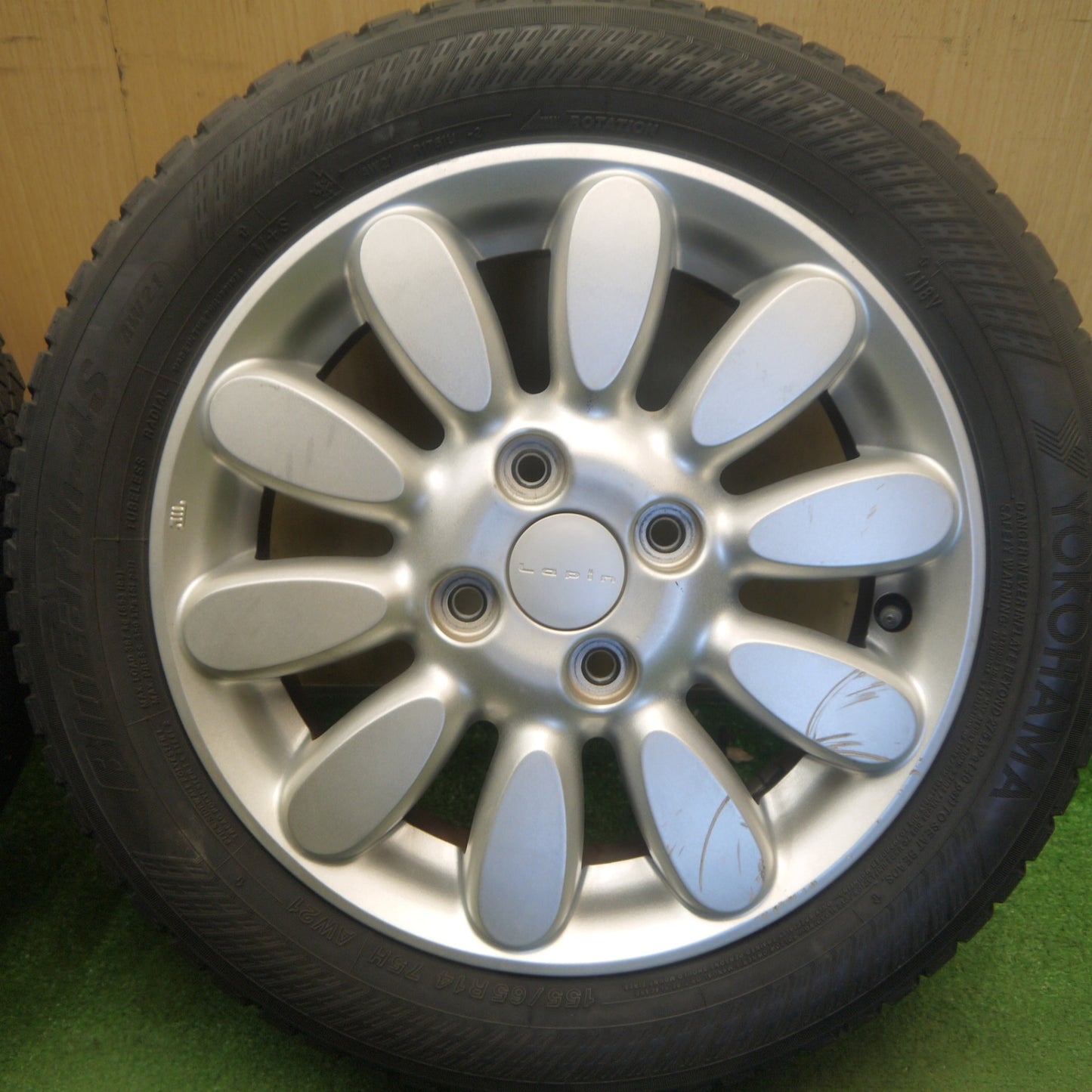 バリ溝！22年！8.5分★スズキ アルト ラパン 純正 155/65R14 ヨコハマ BluEarth-4S AW21 オールシーズン 14インチ PCD100/4H★6052901Hノ
