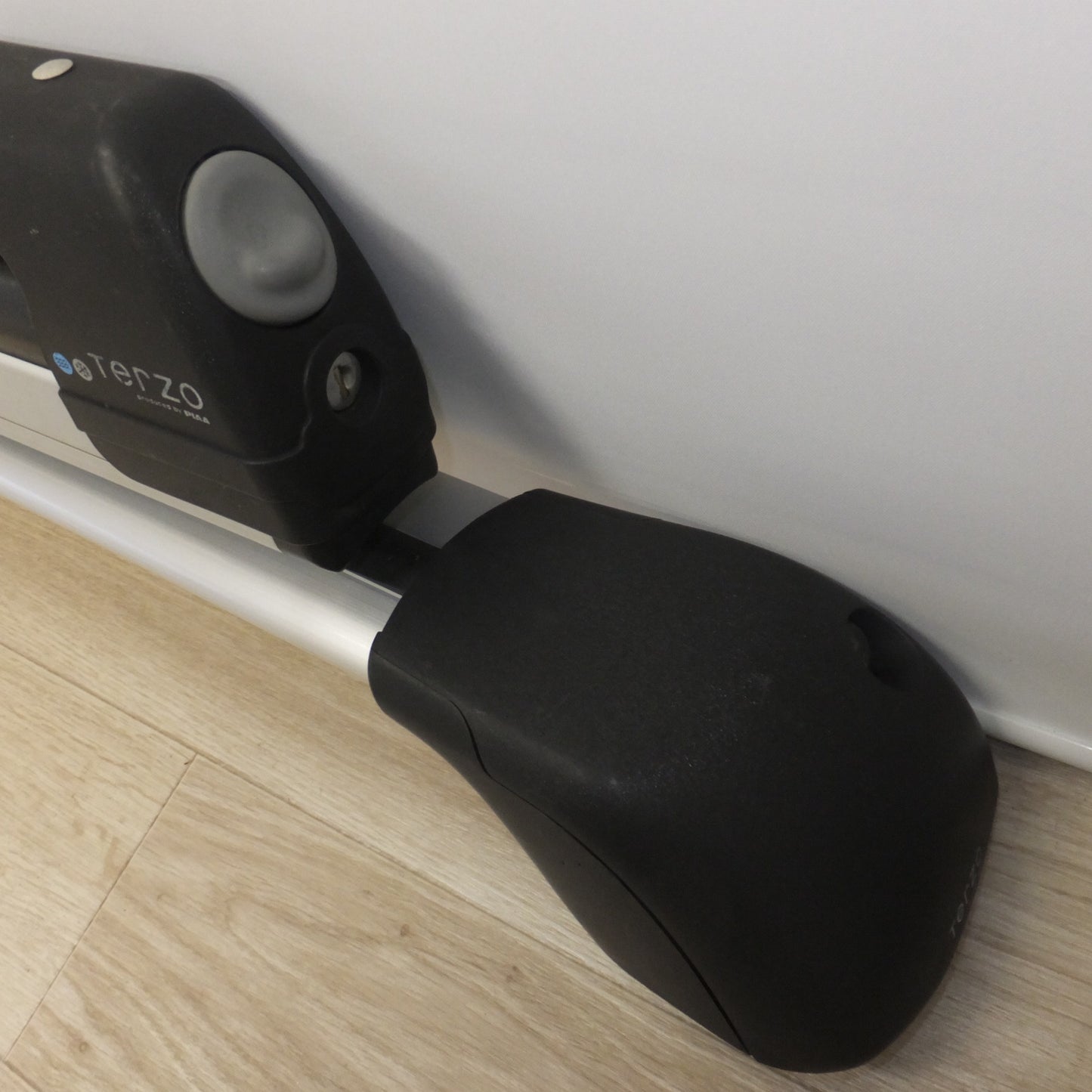 [送料無料] ★PIAA TERZO フラット600スライド ES154SA　エアロバー EF104A　取付ホルダーセット SR2　セット★