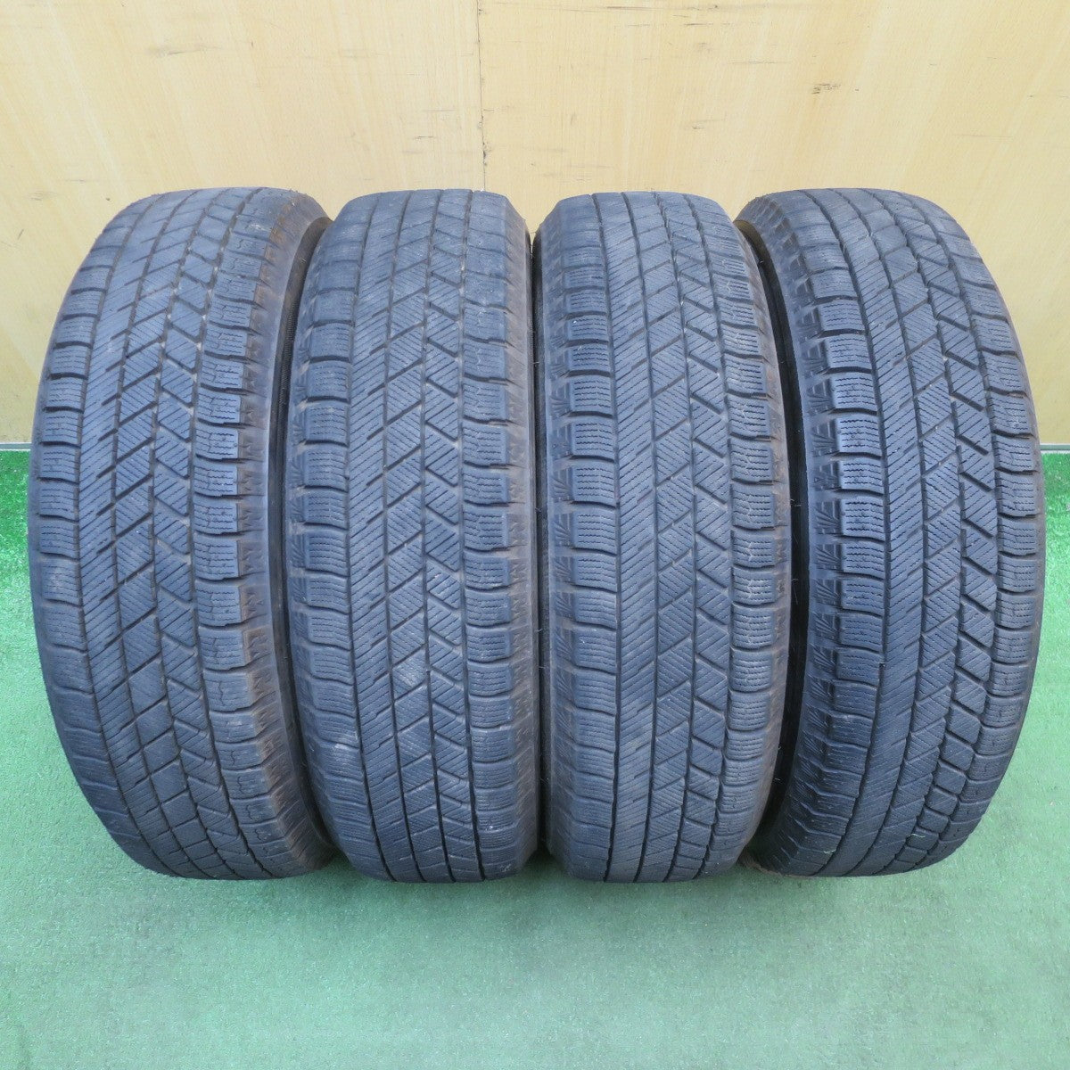 バリ溝！25年！キレイ！9.5分★スタッドレス 165/60R15 ブリヂストン ブリザック VRX3 JOKER ジョーカー 14インチ ソリオ ハスラー 等 PCD100/4H★6051204NJス