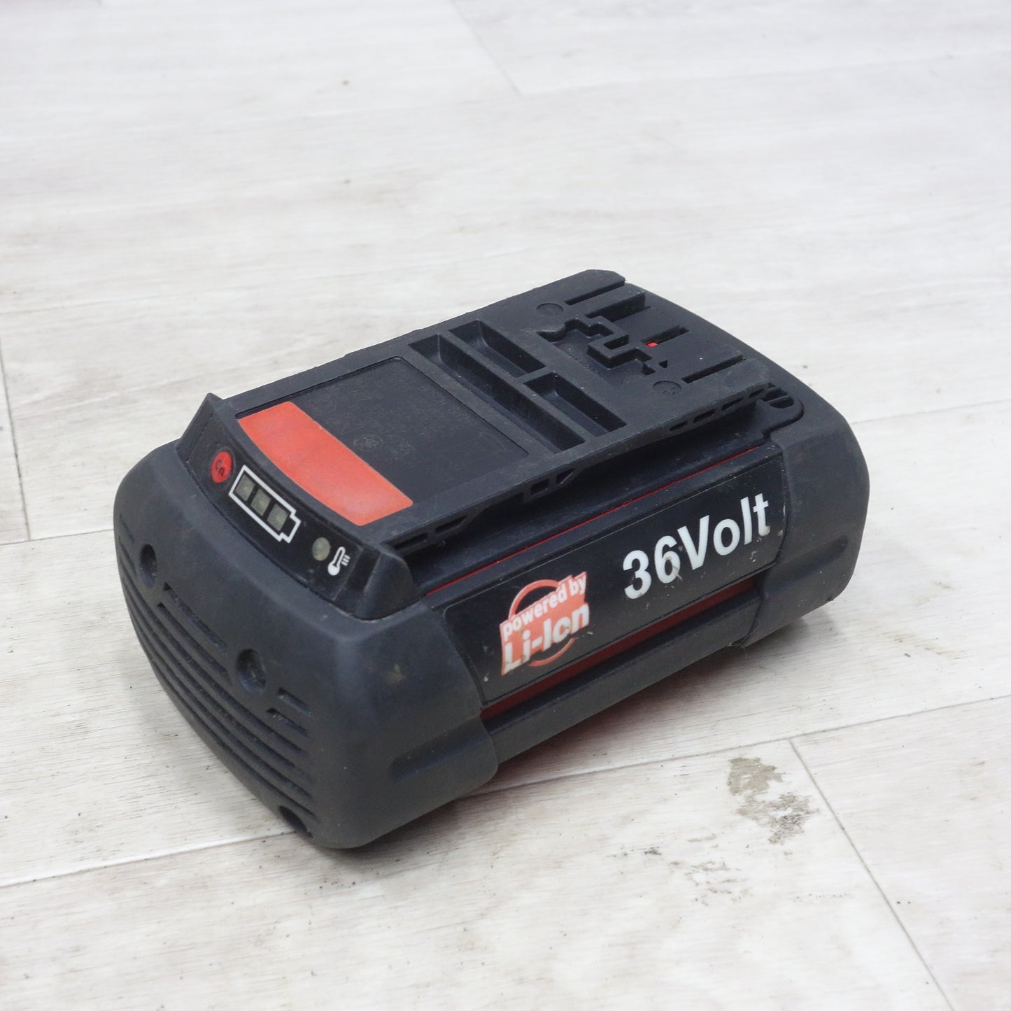 [送料無料] バッテリー2個！付属品付き◆BOSCH ボッシュ 充電式 ハンマードリル GBH 36 VF-LI 電動 工具 ハンマドリル 36V 充電器 コードレス◆