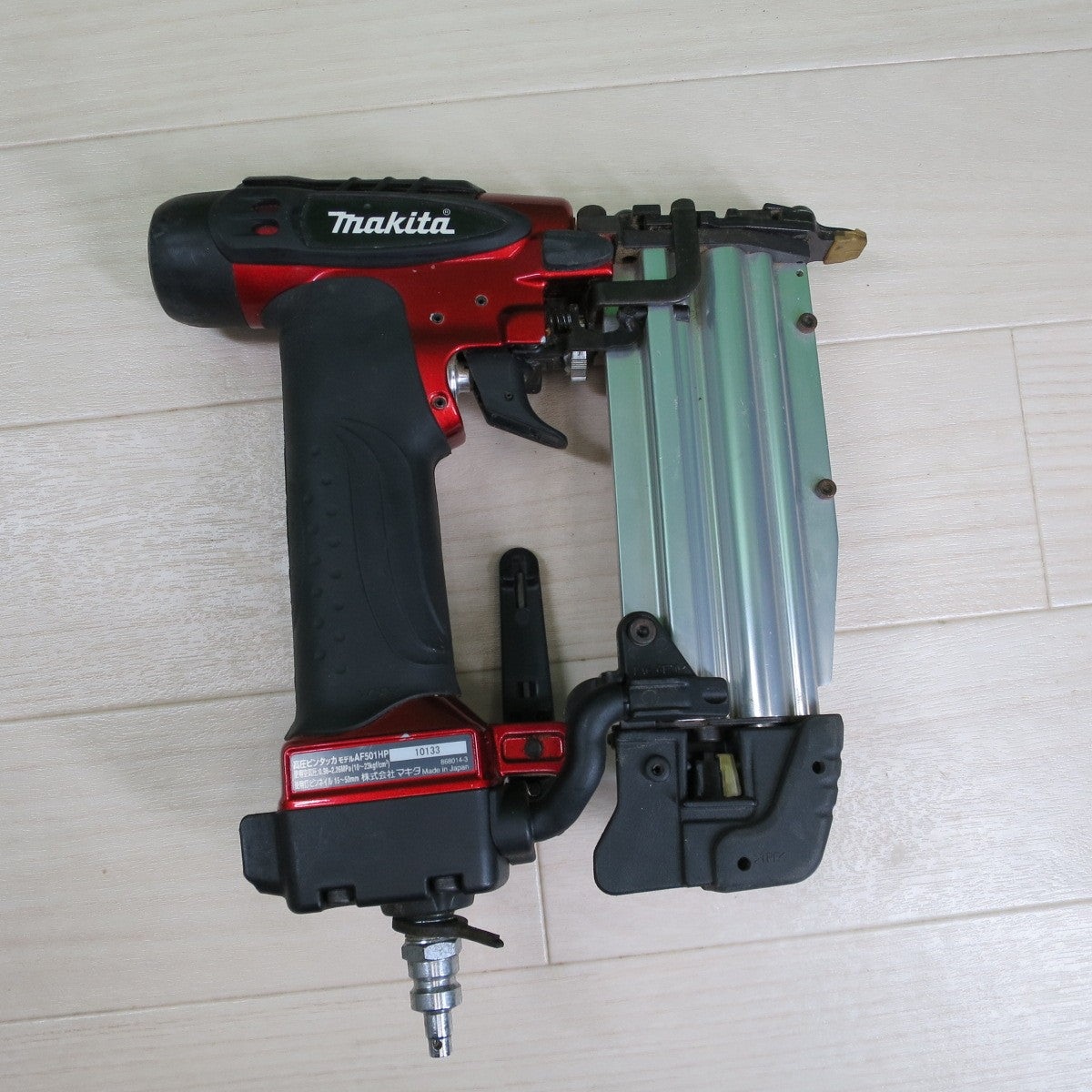 [送料無料] ☆マキタ 高圧 ピン タッカ AF501HP エアー ツール 工具 ネイラ 釘打ち機 釘打機 タッカー makita☆