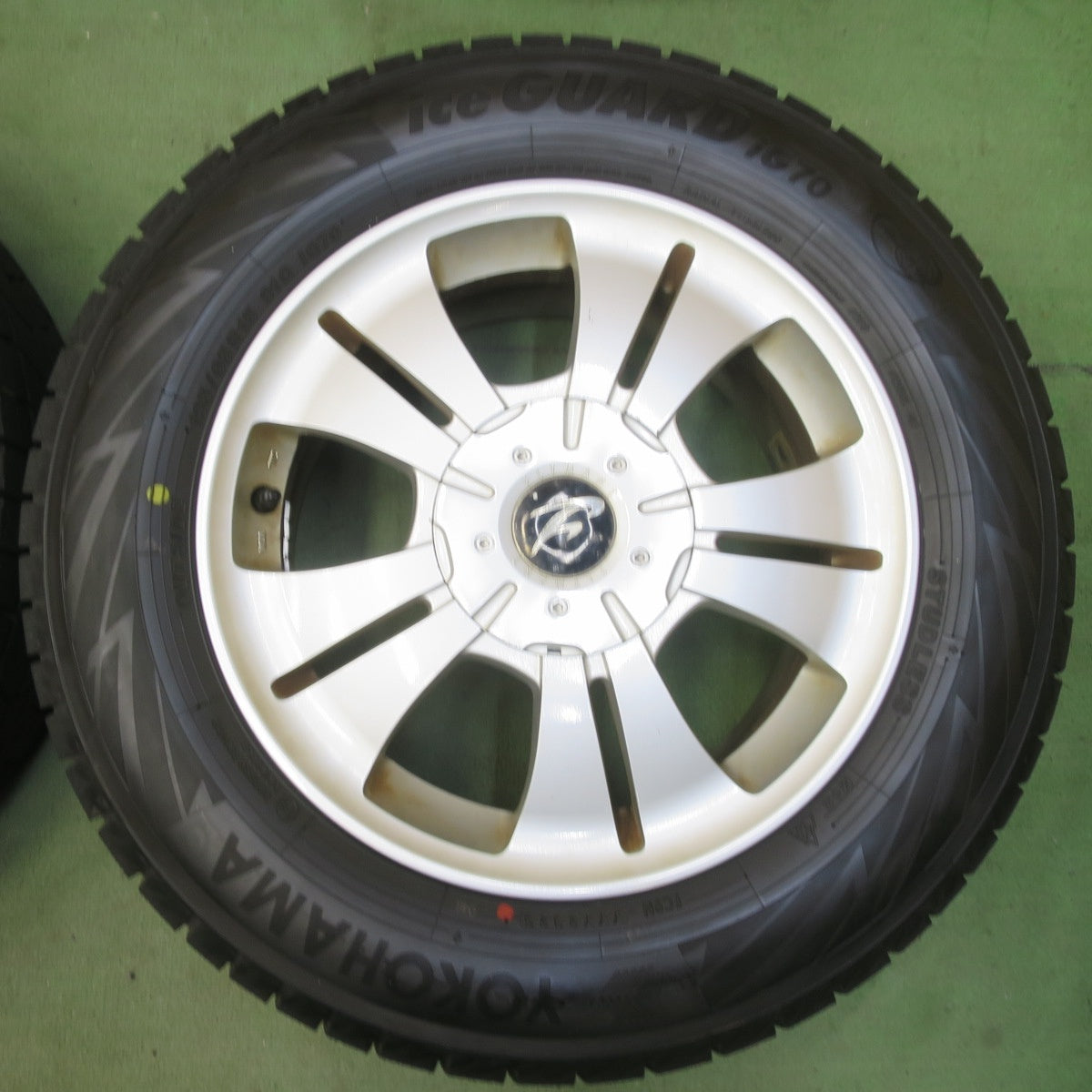 バリ溝！25年！ほぼ10分◎スタッドレス 195/65R15 ヨコハマ アイスガード iG70 FLYMANT フライマント 15インチ PCD100 114.3/5H マルチ◎6061203イス