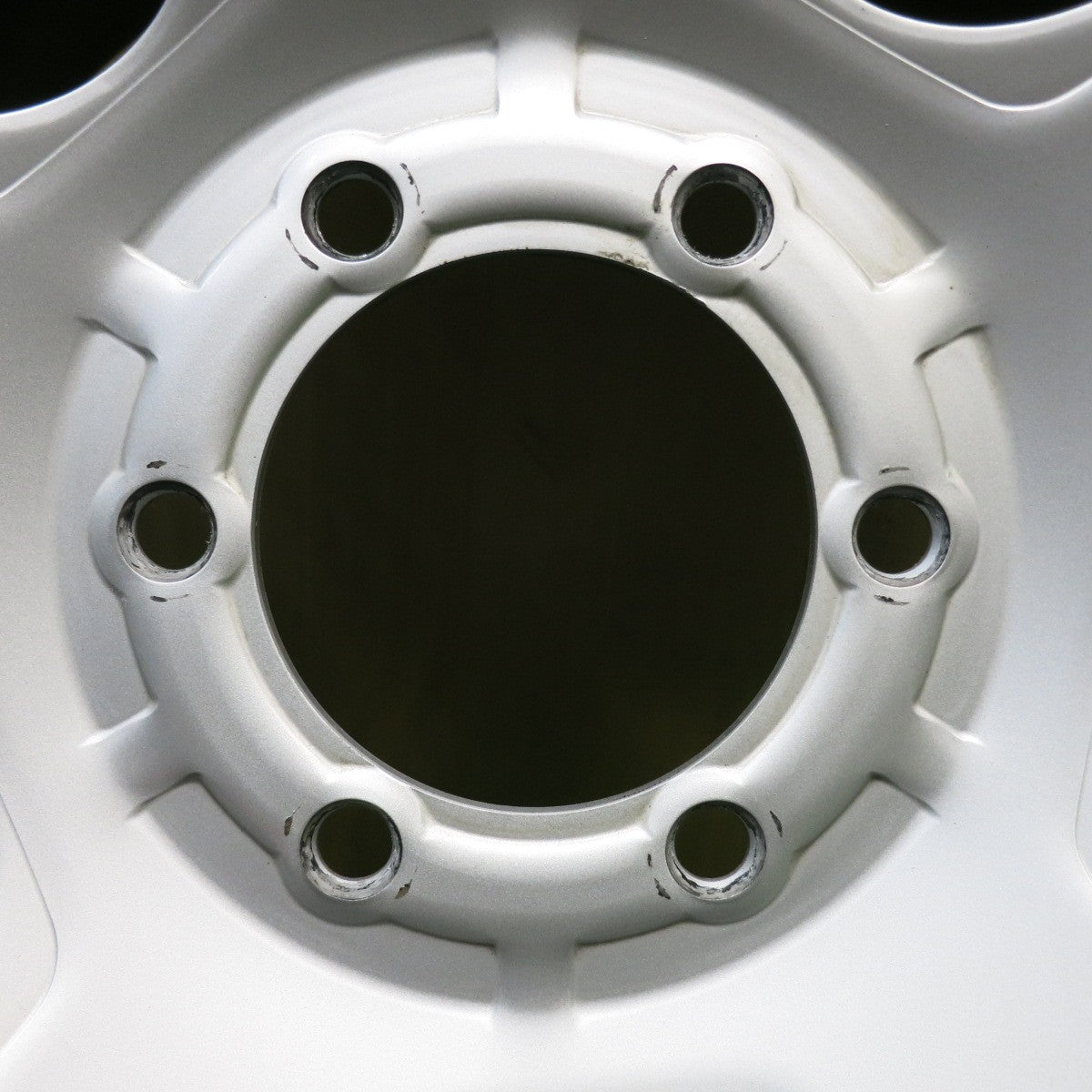 バリ溝！24年！9.5分★スタッドレス 195/80R15 107/105N ブリヂストン ブリザック VL10 スチール ホイール 15インチ PCD139.7/6H★6040520HAス