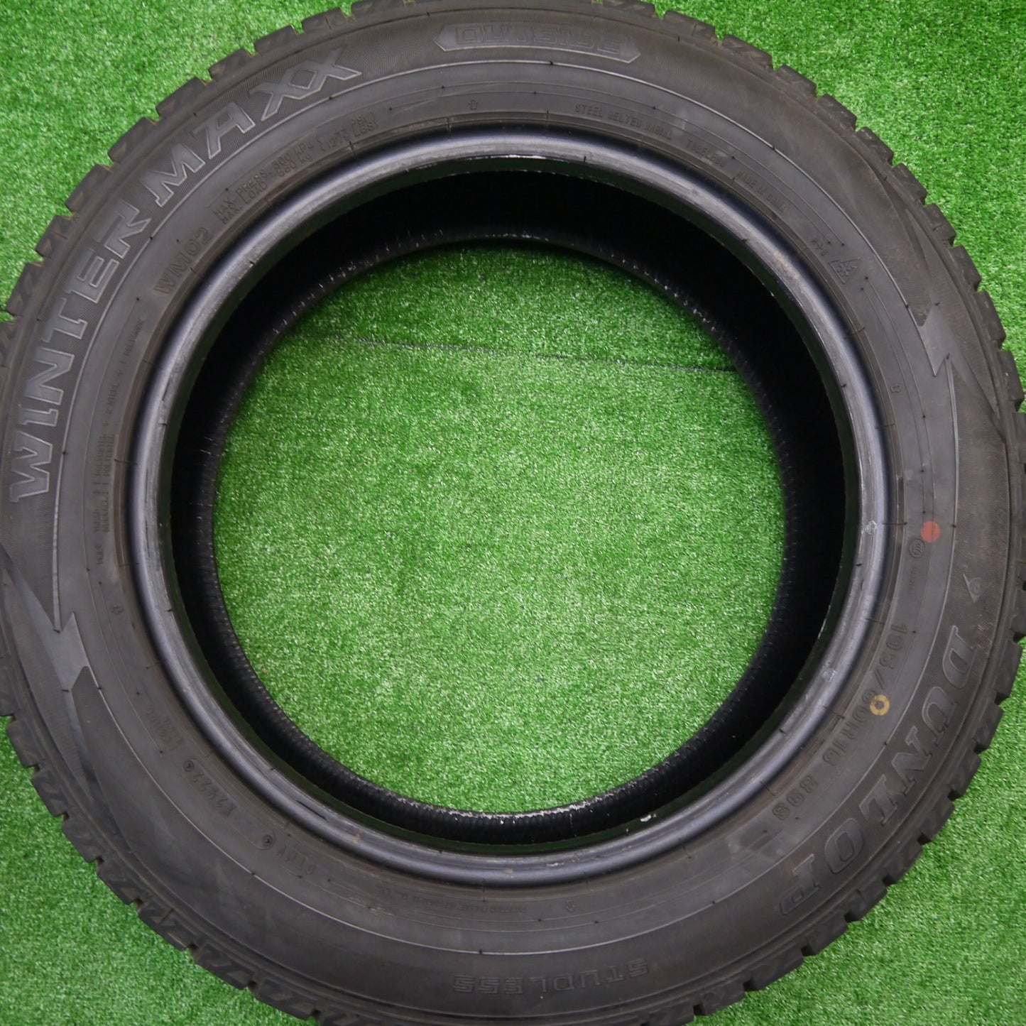 バリ溝！22年！9.5分★スタッドレス 195/60R16 ダンロップ ウインターマックス WM02 タイヤ 16インチ セレナ エクスファイア ノア ヴォクシー 等★5101001Hスタ