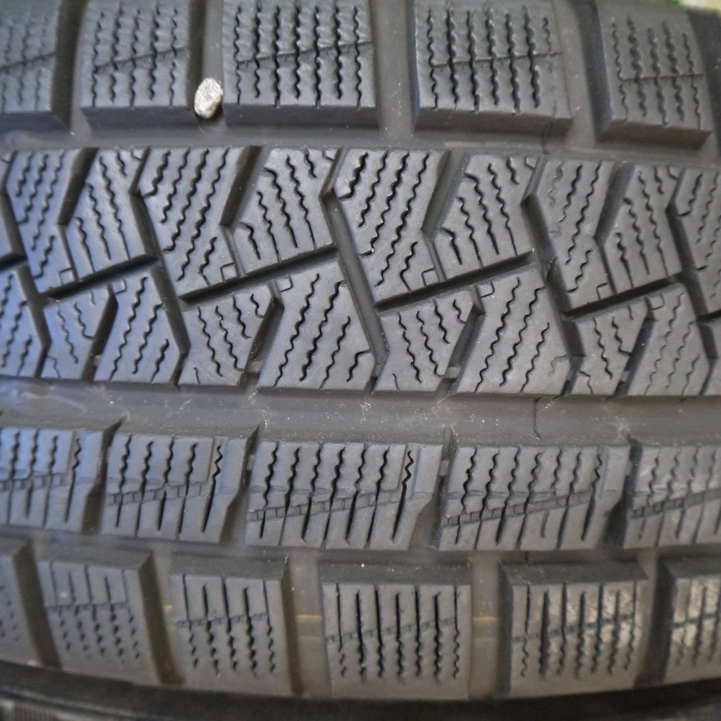 バリ溝！キレイ！9分◎FIAT フィアット 500 TARGA AGA 500 175/65R14 スタッドレス ピレリ アイスアシンメトリコ 14インチ PCD98/4H◎6071501Hス