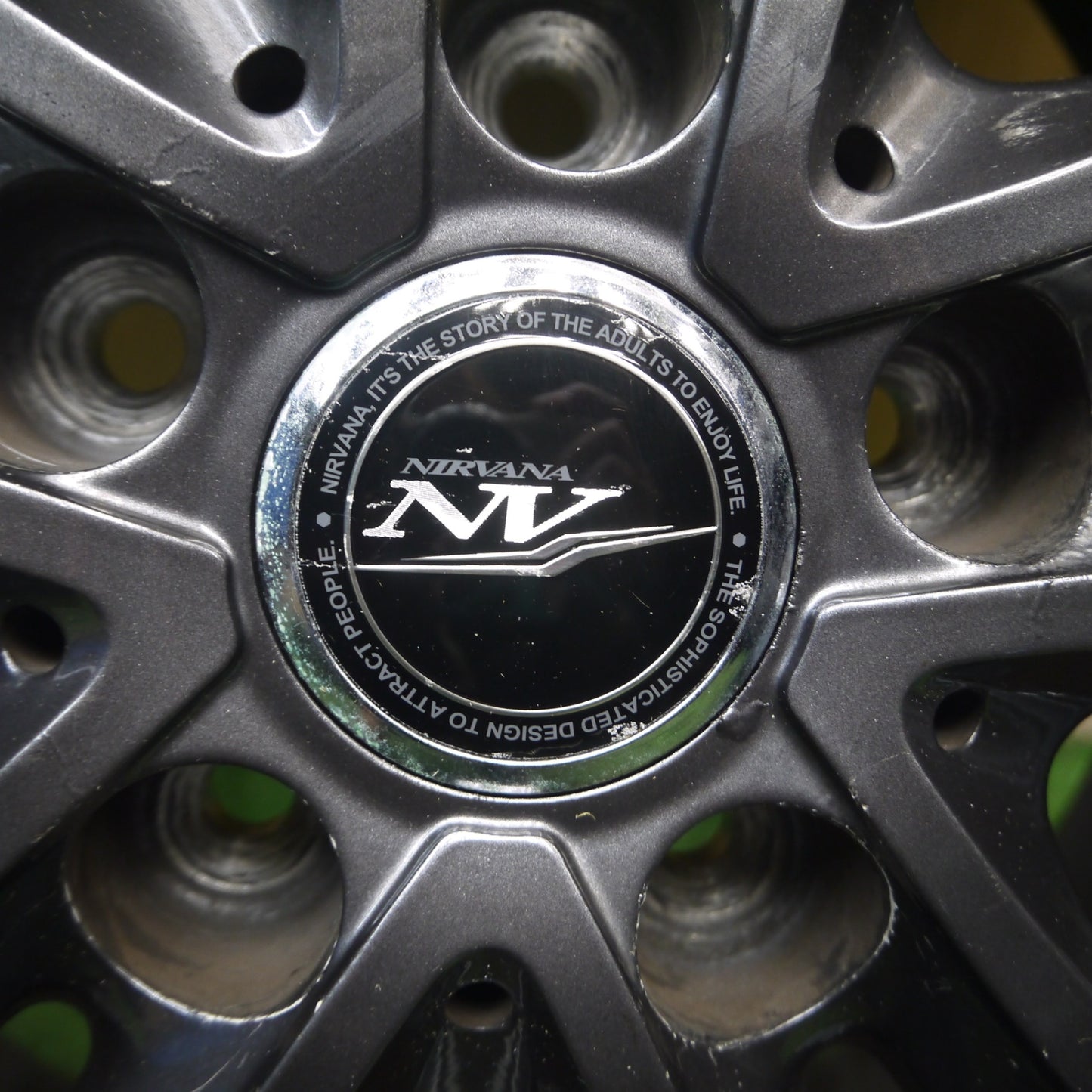 *送料無料* バリ溝！キレイ！9.5分以上★スタッドレス 195/65R15 ダンロップ ウインターマックス WM01 NIRVANA NV ニルヴァーナ ニルバーナ PCD114.3/5H★4061003Hス