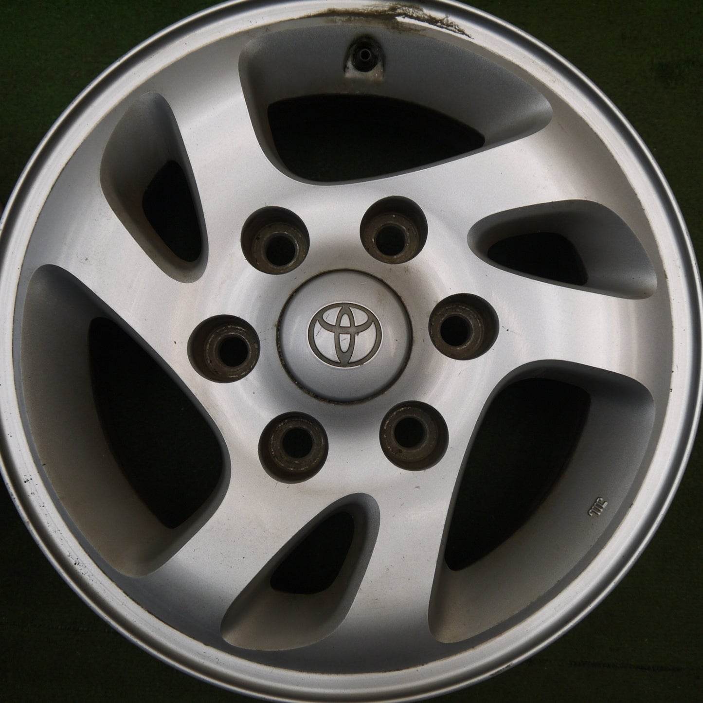4本価格★トヨタ ハイエース レジアス 純正 ホイール 15インチ 15×6JJ PCD139.7/6H★6032508Hホ