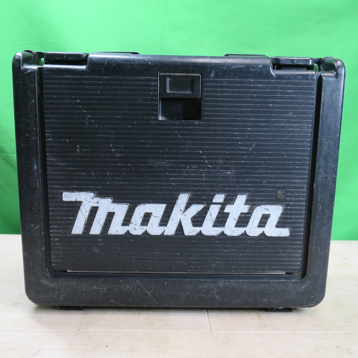☆マキタ 充電式 インパクトドライバ TD147D 電動 工具 充電器 DC18RC コードレス 18V☆