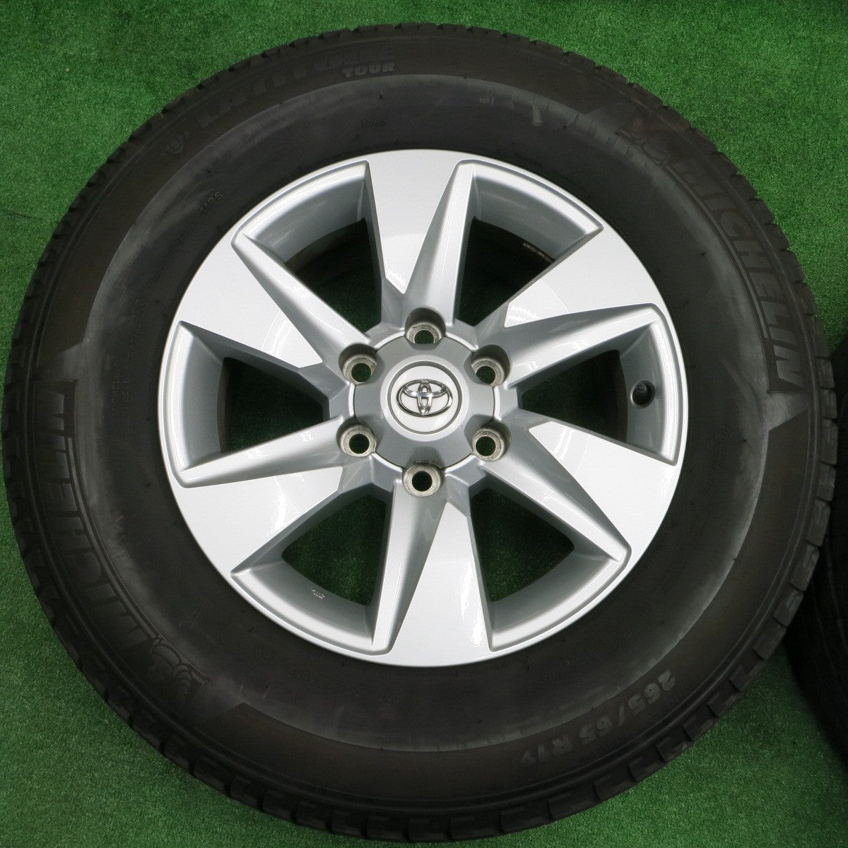[送料無料] キレイ★トヨタ 150系 ランクル プラド 純正 265/65R17 ミシュラン LATITUDE TOUR 17インチ PCD139.7/6H★4091802NJノ