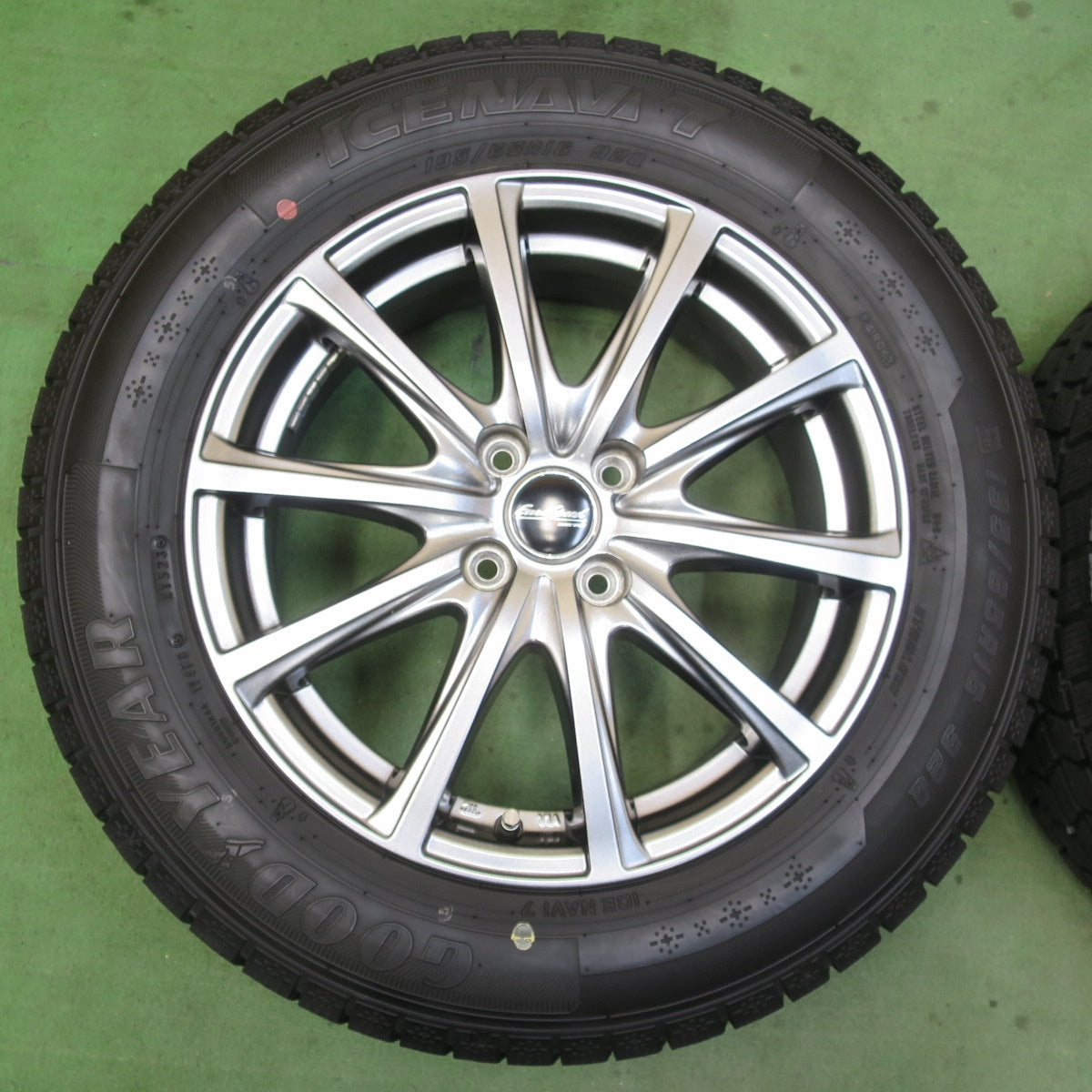 バリ溝！23年！キレイ！9.5分★スタッドレス 195/65R16 グッドイヤー アイスナビ7 EuroSpeed MANARAY SPORT ユーロスピード 16インチ PCD100/4H★6020603イス