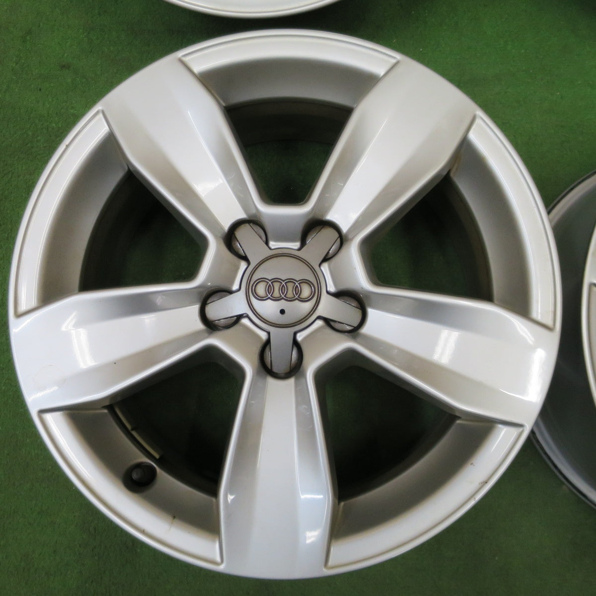 4本価格★アウディ A1 8X 純正 ホイール 15インチ 15×6.0J PCD100/5H★6020701NGホ
