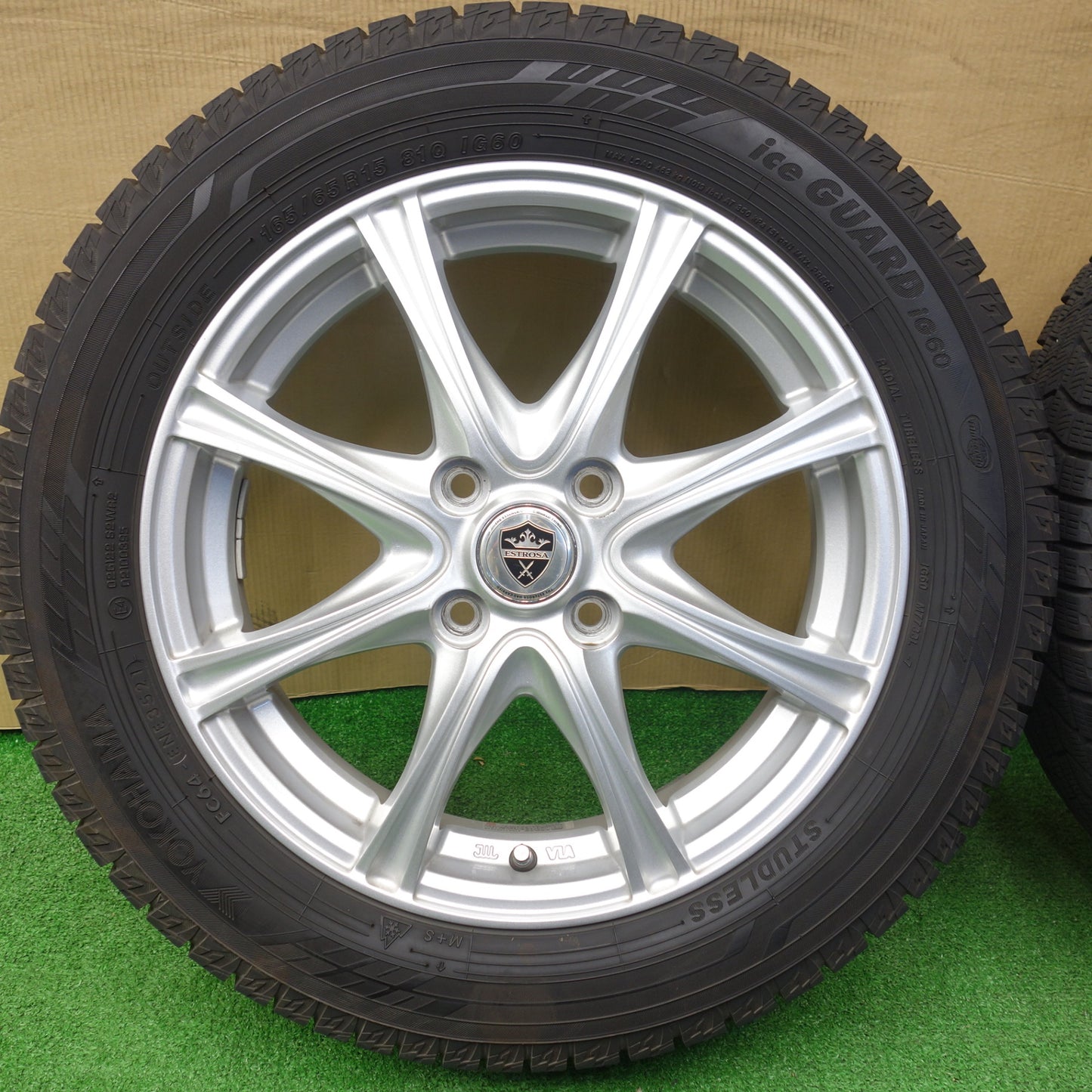 バリ溝！キレイ！9分★スタッドレス 165/65R15 ヨコハマ アイスガード iG60 ESTROSA エステローザ 15インチ タフト ソリオ 等 PCD100/4H★5121901KTス