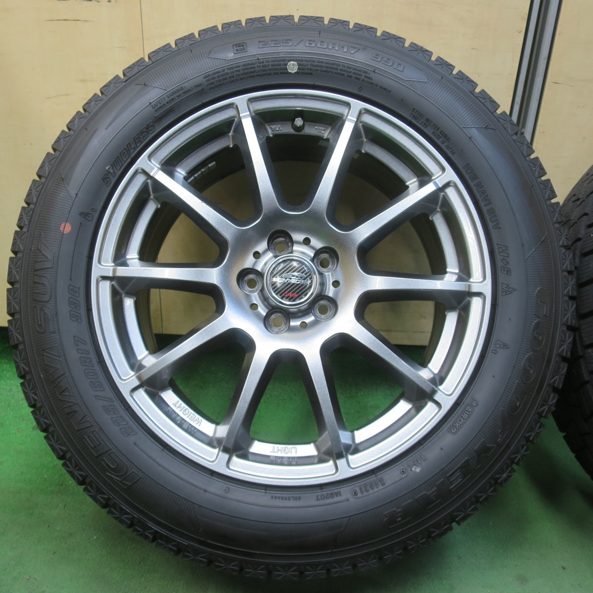 バリ溝！9.5分以上★フォレスター 等 225/60R17 スタッドレス グッドイヤー アイスナビ SUV SCHNEIDER シュナイダー 17インチ PCD100/5H★6021404イス