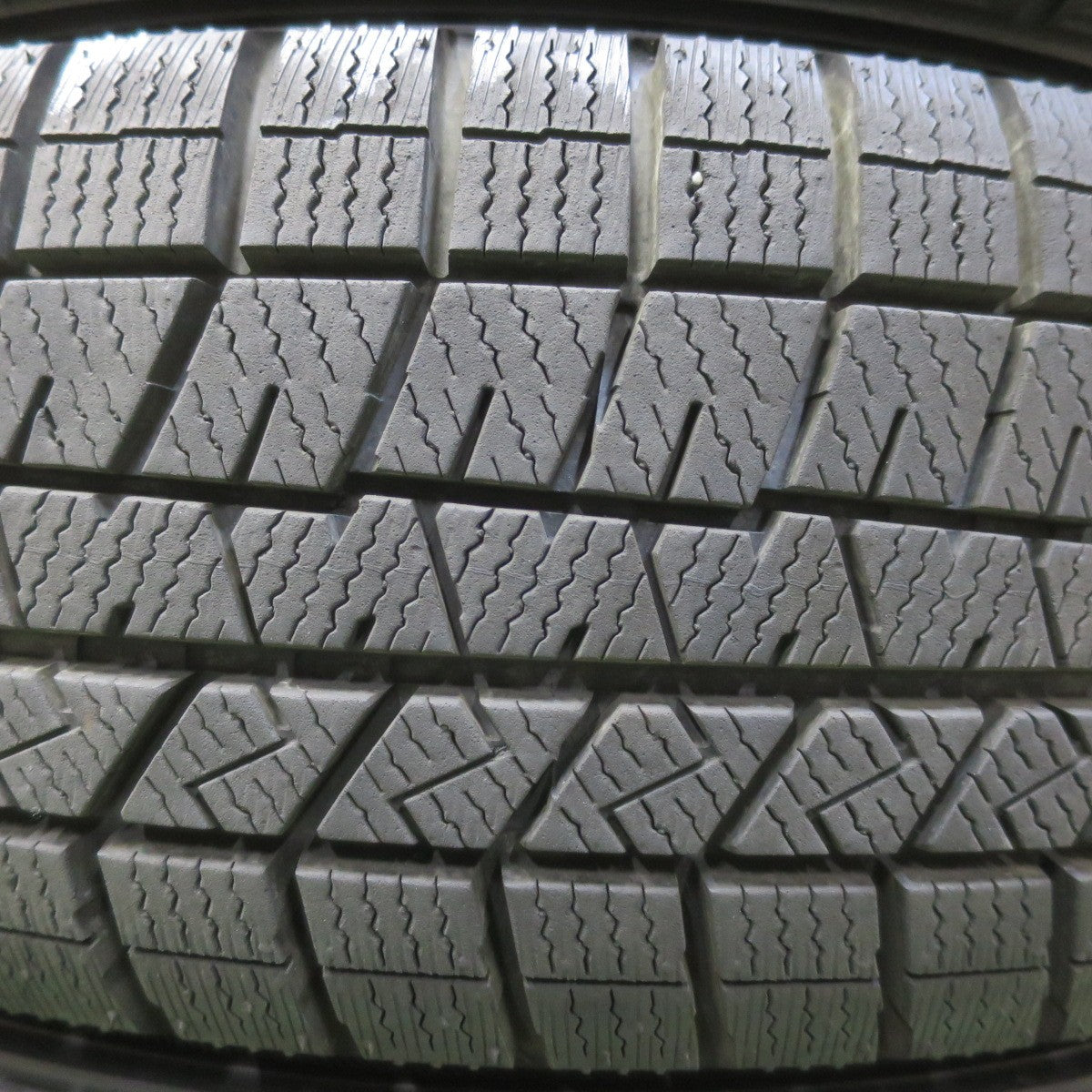 バリ溝！22年！キレイ！9.5分◎スタッドレス 165/65R15 ダンロップ ウインターマックス 03 AIRNOVA SB10 エアノヴァ 15インチ タフト ソリオ ハスラー 等 PCD100/4H◎6070807イス