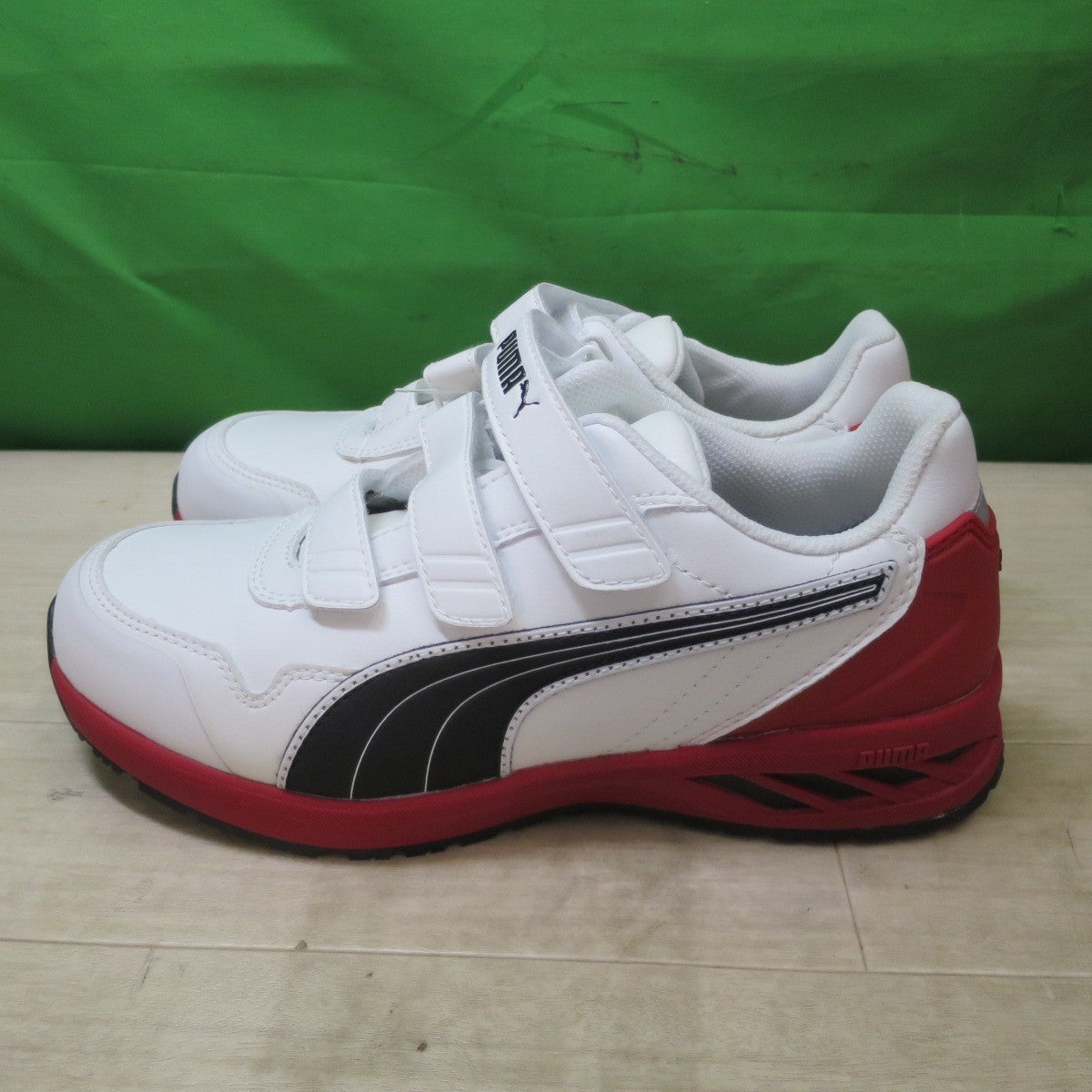 [送料無料] 未使用☆PUMA SAFETY プーマ セーフティー 衝撃吸収 安全靴 26.5cm Rider 2.0 Low 64.241.0 作業靴 プロ スニーカー ライダー2.0 ロー☆