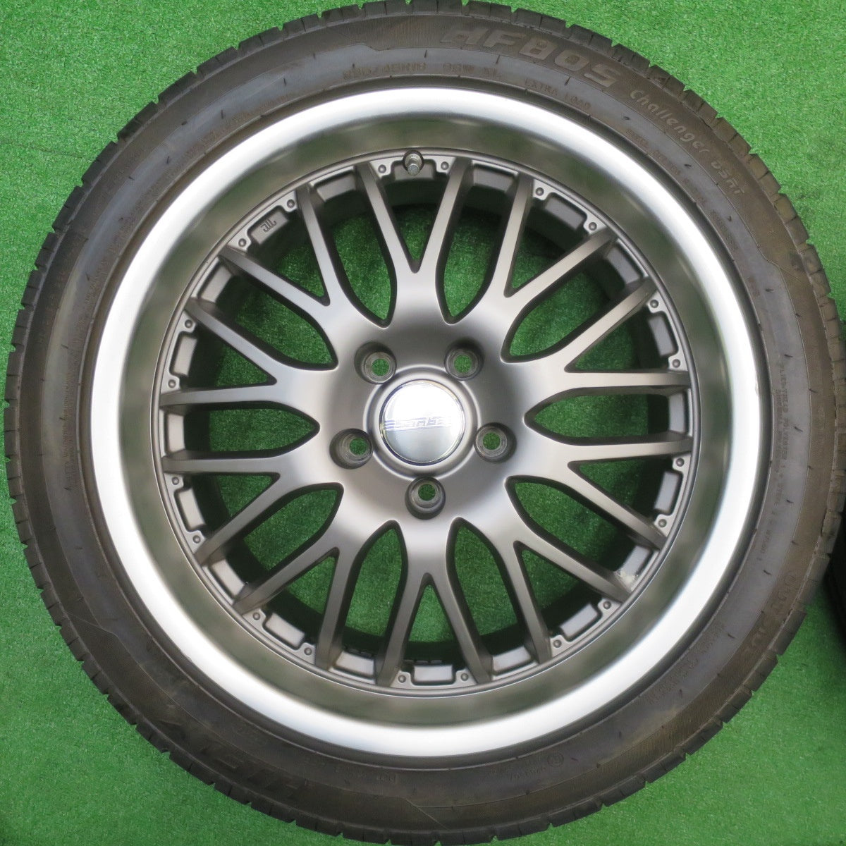 バリ溝！キレイ！8.5分★235/45R18 ハイフライ HF805 Eques エクアス 18インチ PCD114.3/5H★5102603NJノ