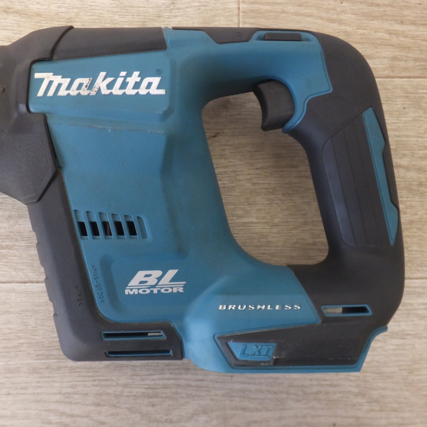 [送料無料] ★マキタ makita 充電式レシプロソー JR188D 18V 本体のみ★