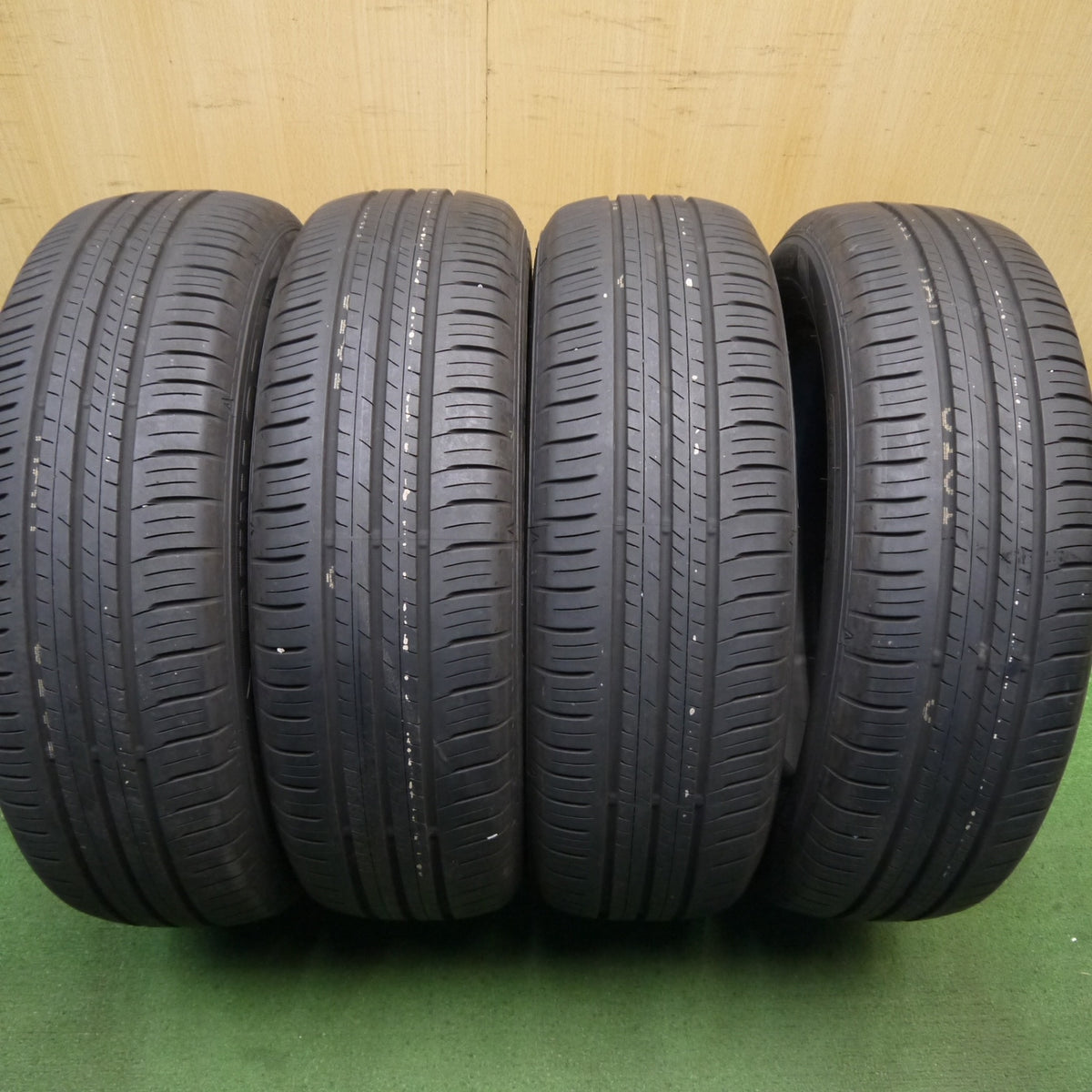 ほぼ新車外し！26年◎185/65R15 ダンロップ エナセーブ EC300+ タイヤ 15インチ アクア シエンタ ノート スイフト ヤリス フィット フリード 等◎6090803Hノタ
